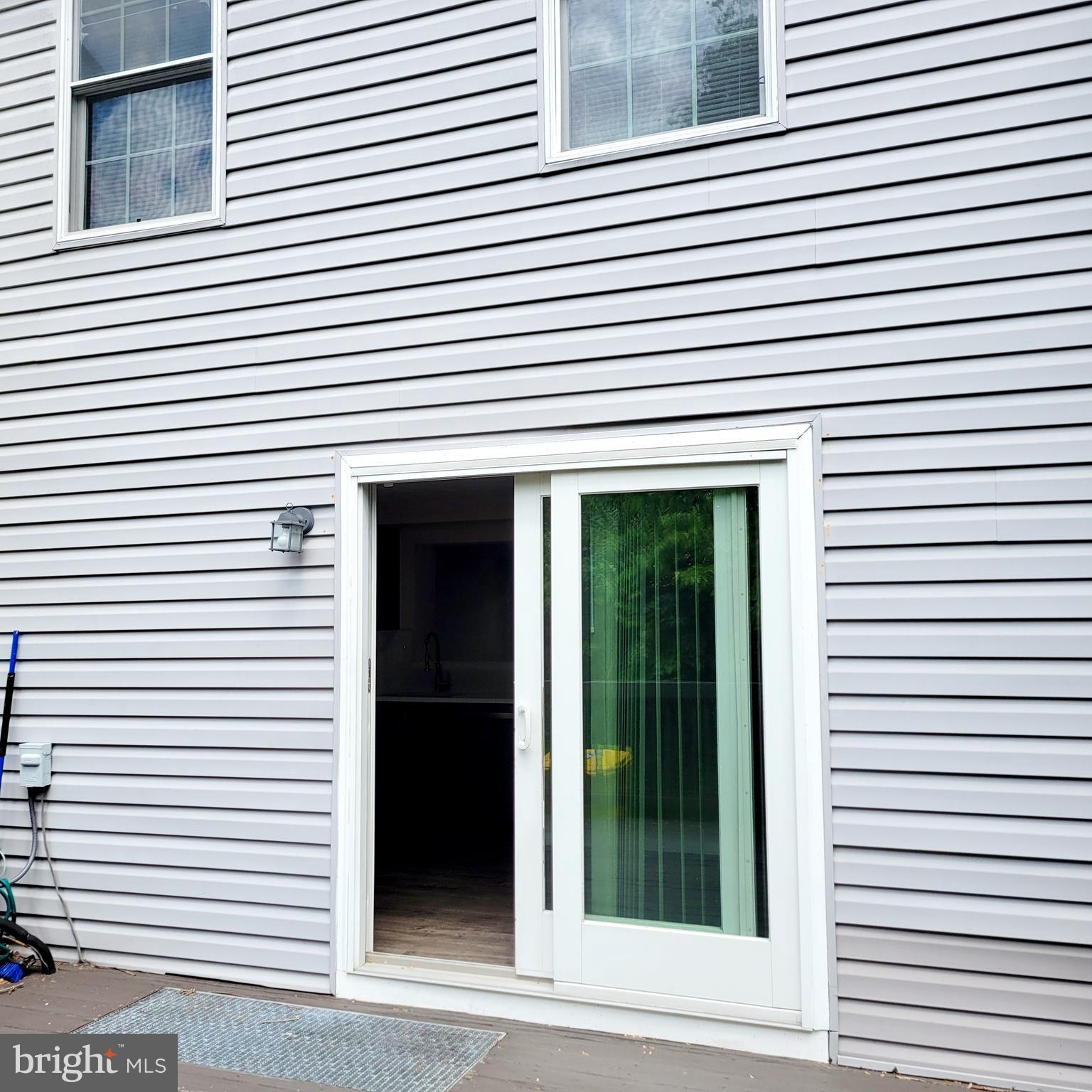 GRAYS LUCK CONDO - Residential Lease