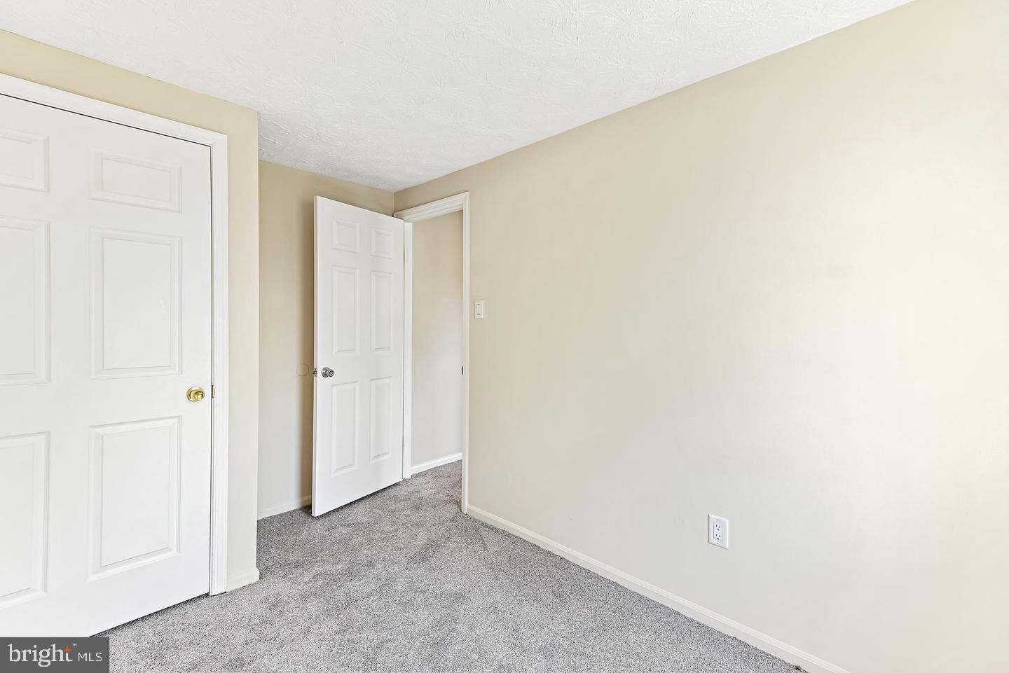 GRAYS LUCK CONDO - Residential Lease