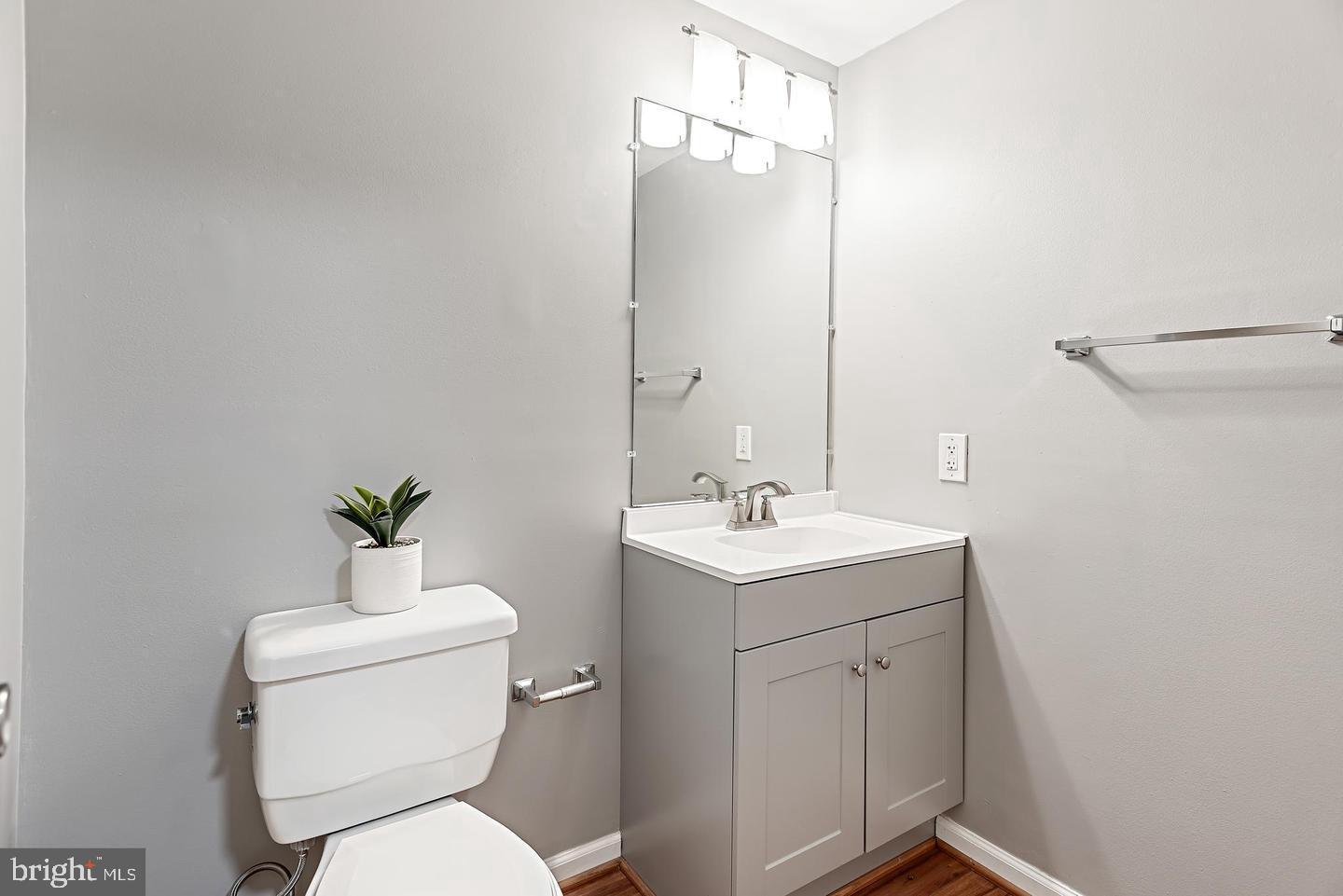 GRAYS LUCK CONDO - Residential Lease