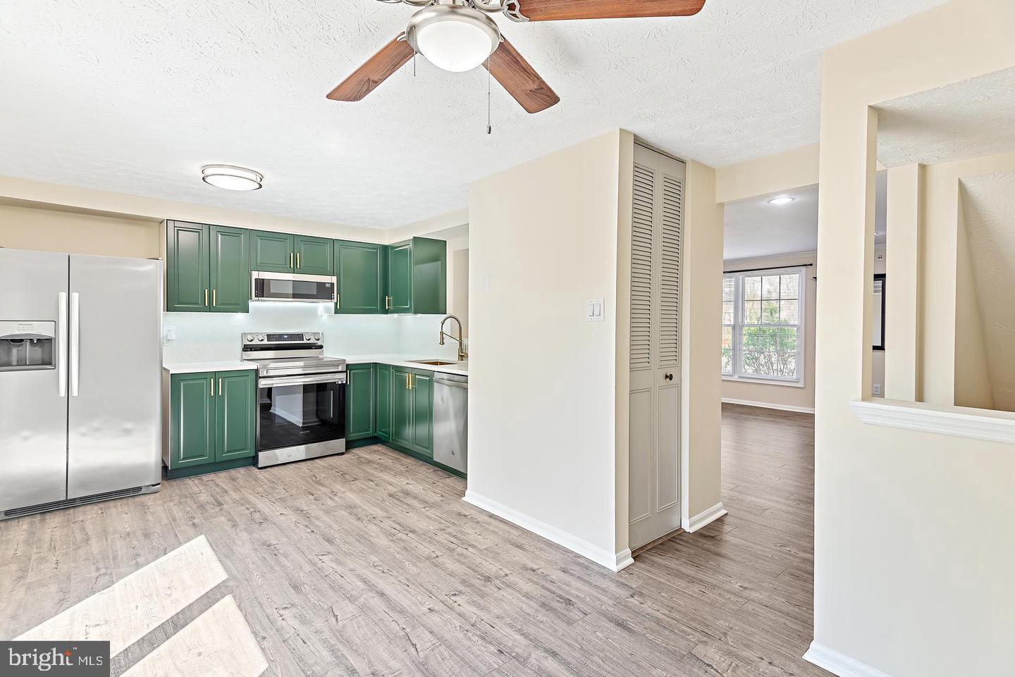 GRAYS LUCK CONDO - Residential Lease