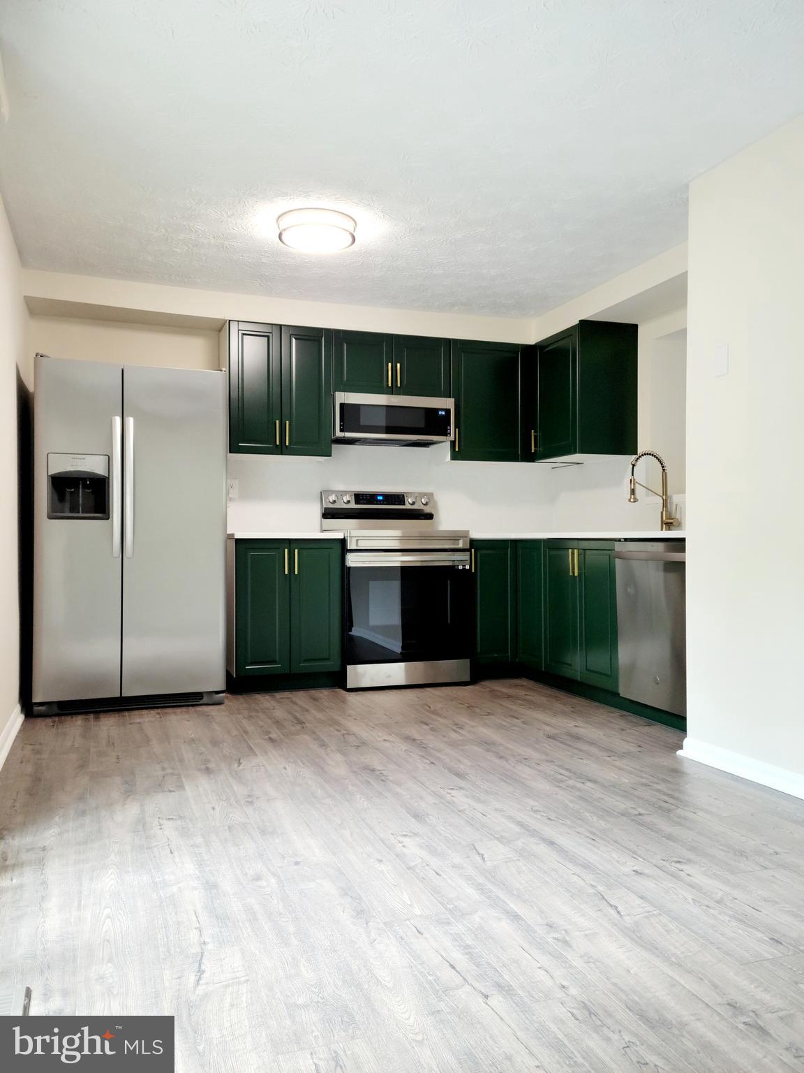 GRAYS LUCK CONDO - Residential Lease