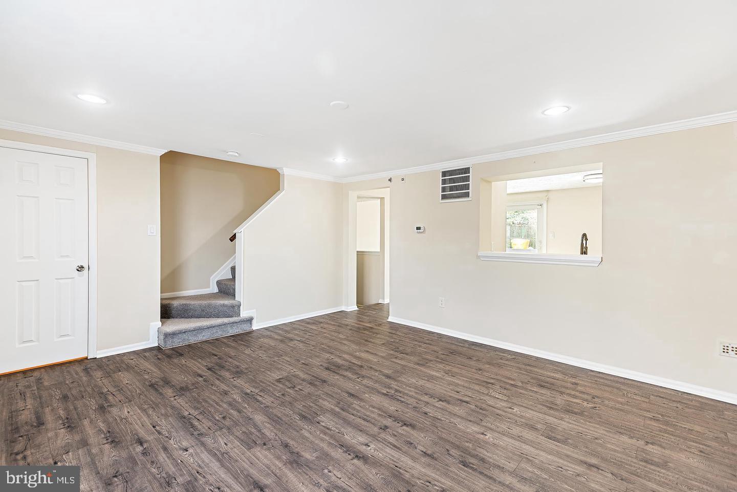 GRAYS LUCK CONDO - Residential Lease