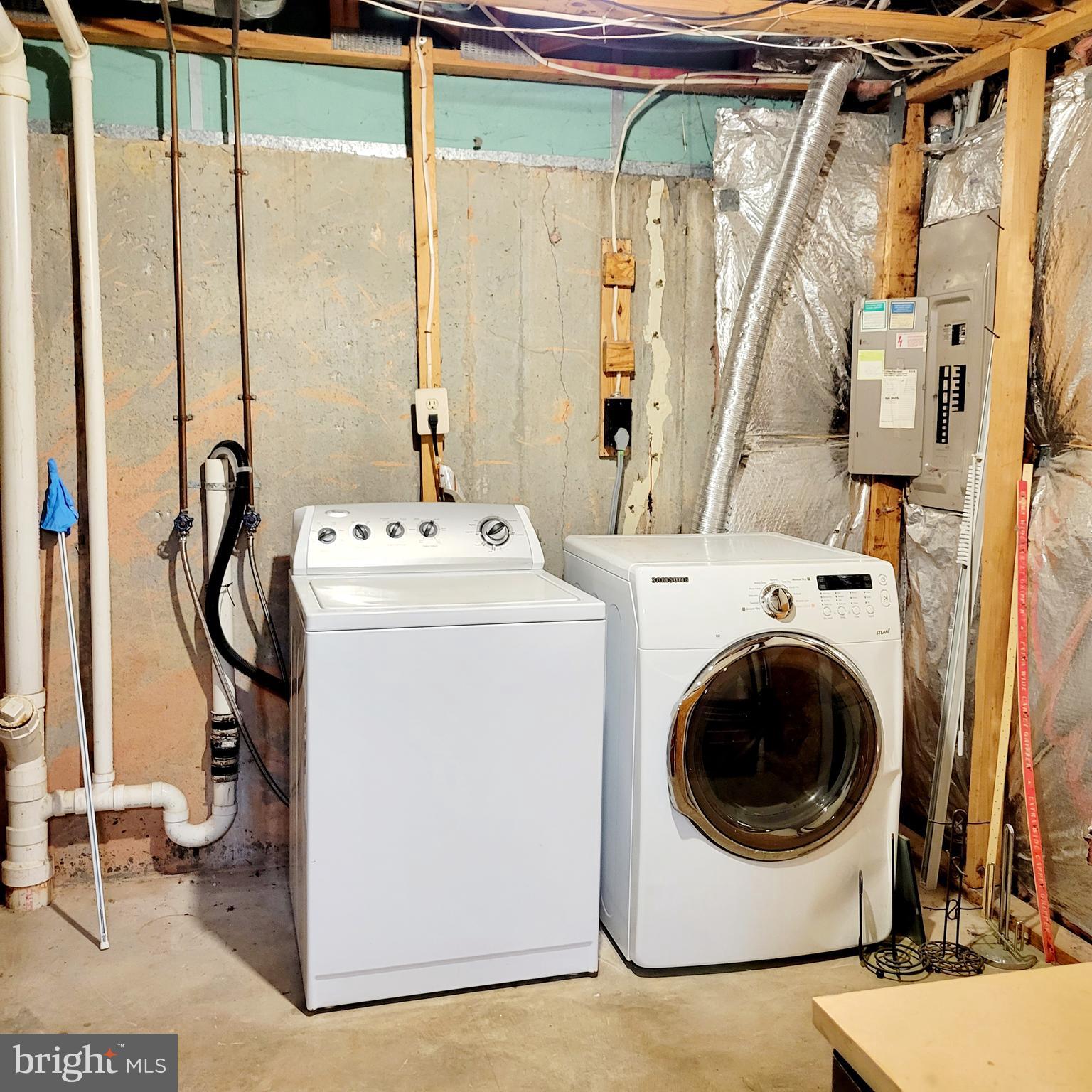 GRAYS LUCK CONDO - Residential Lease