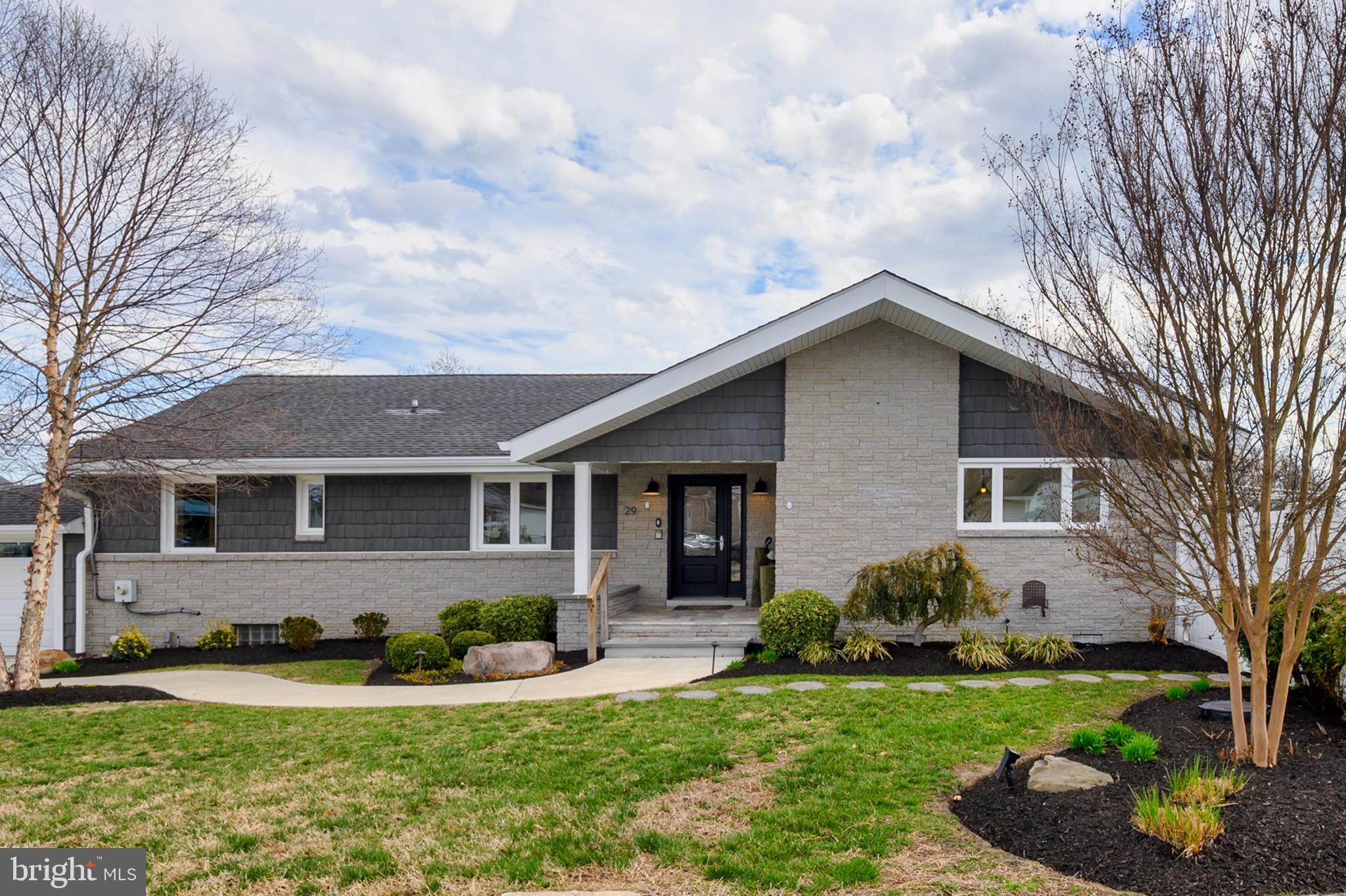 PERRY POINT - Residential