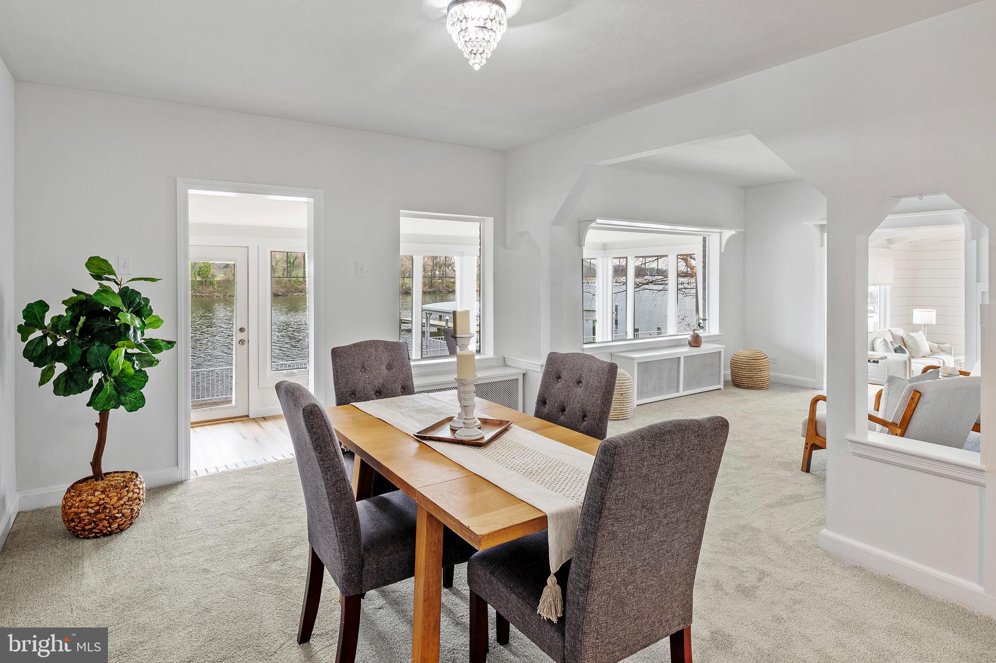 PERRY POINT - Residential