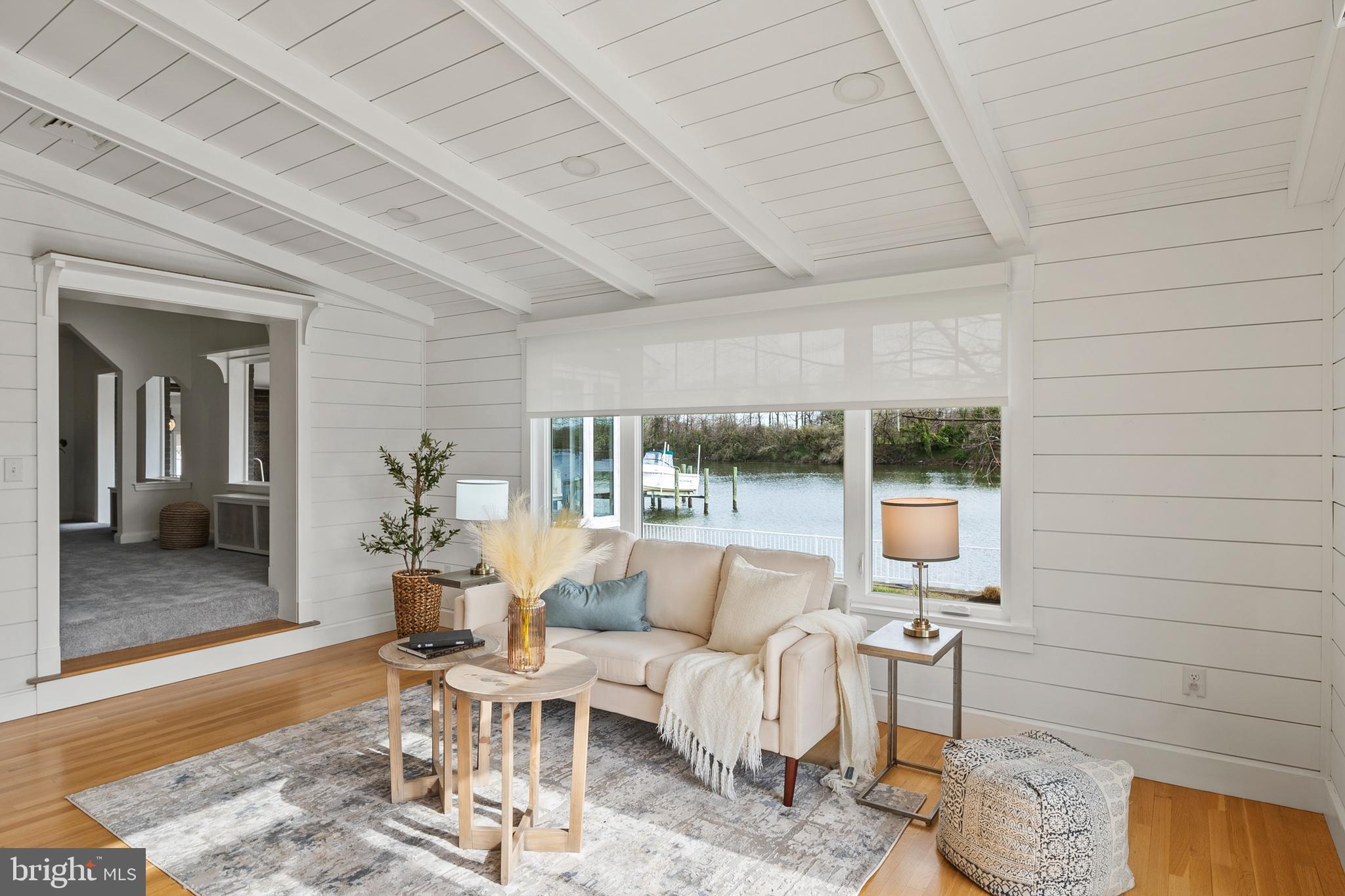 PERRY POINT - Residential