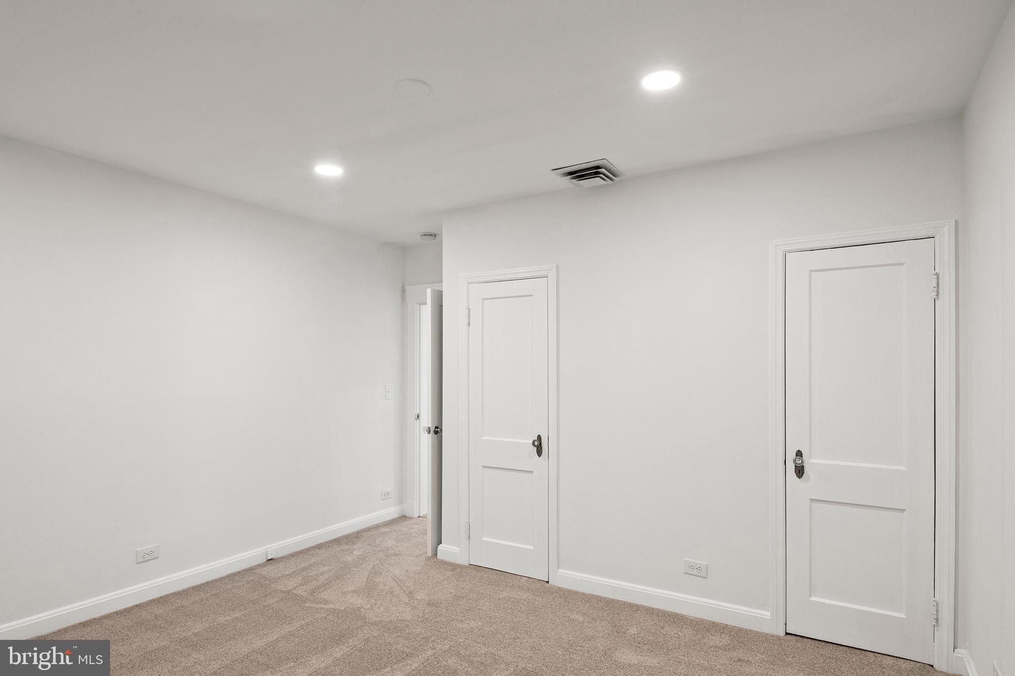 PERRY POINT - Residential