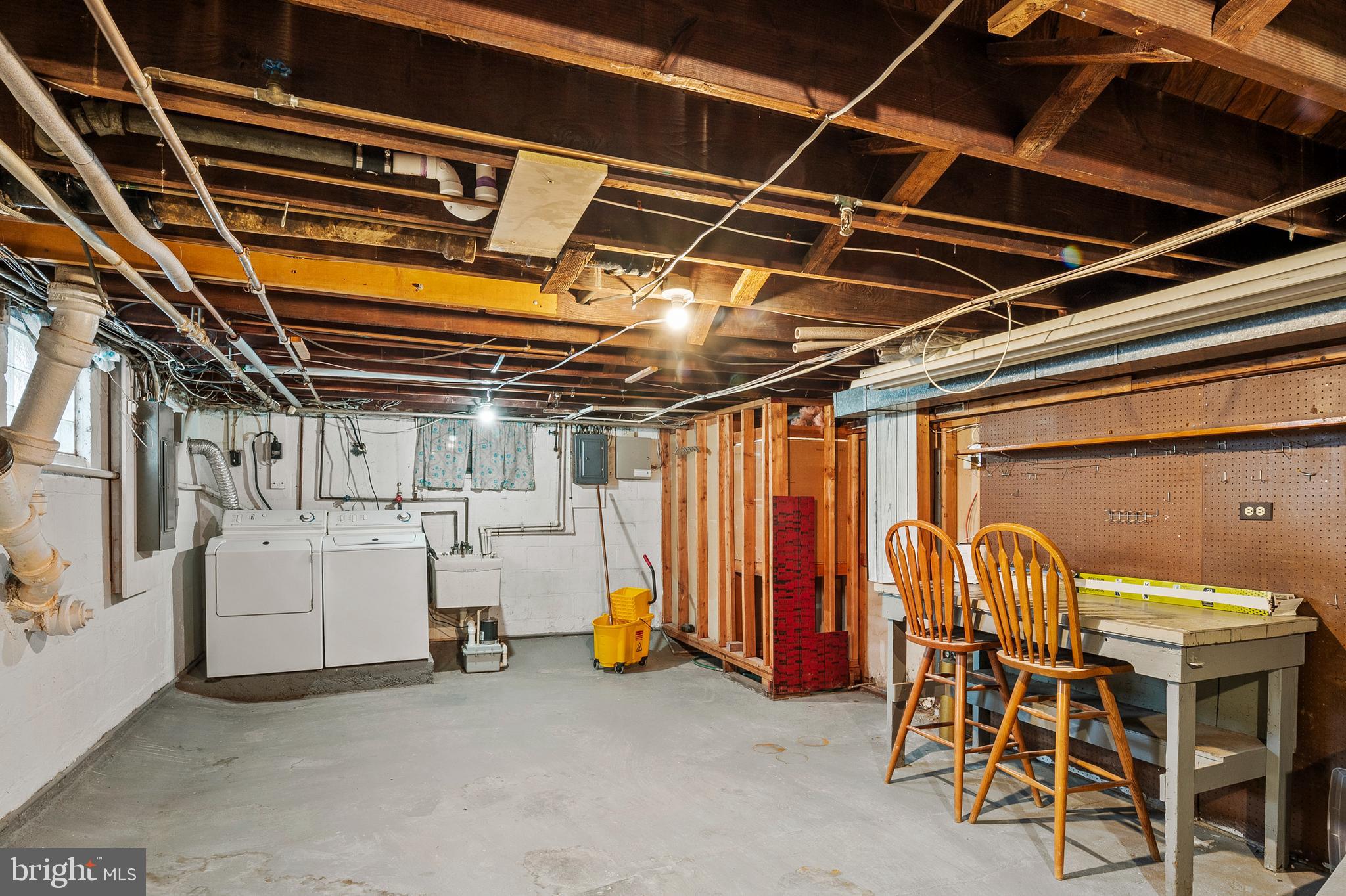 PERRY POINT - Residential