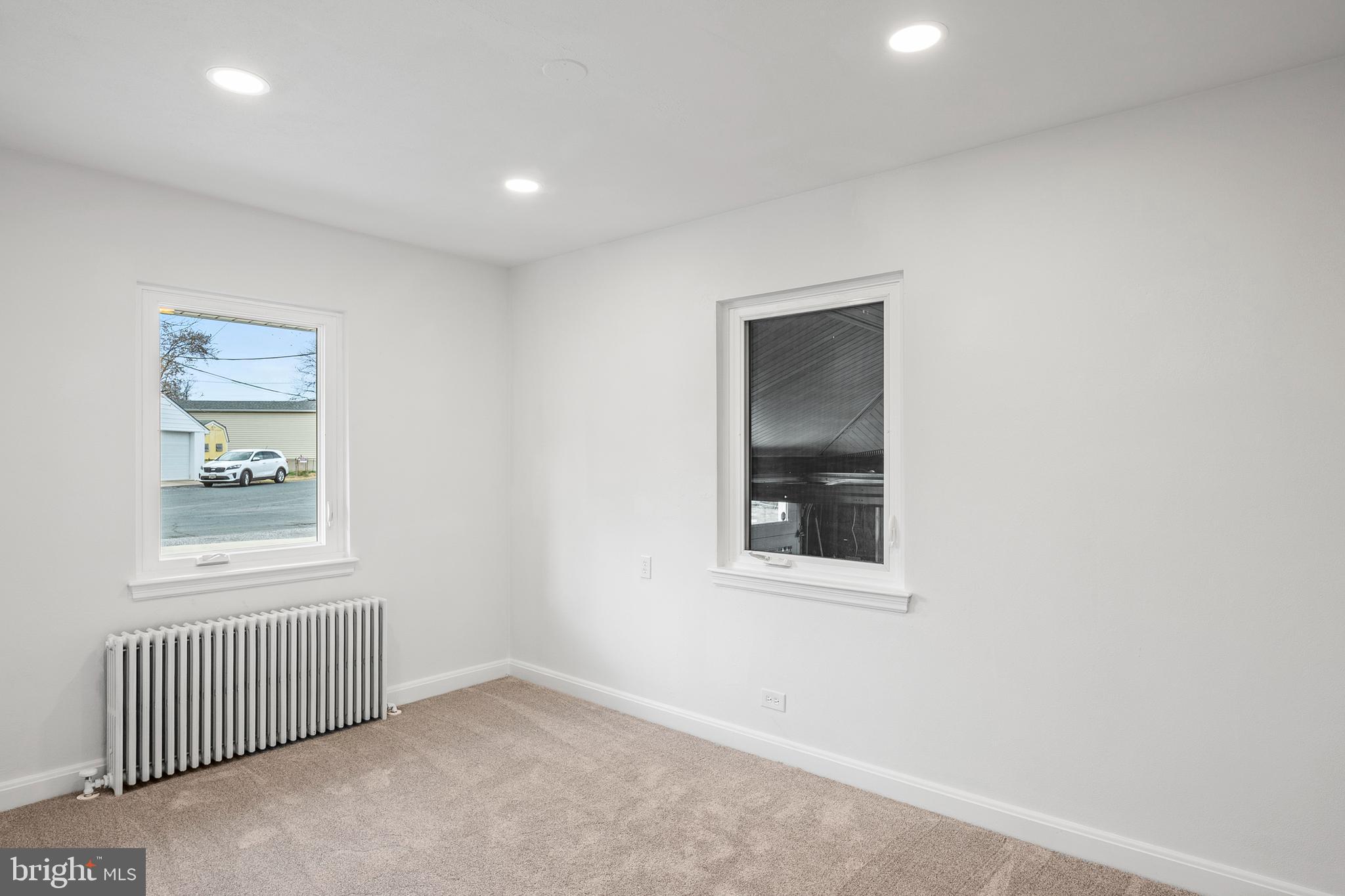 PERRY POINT - Residential