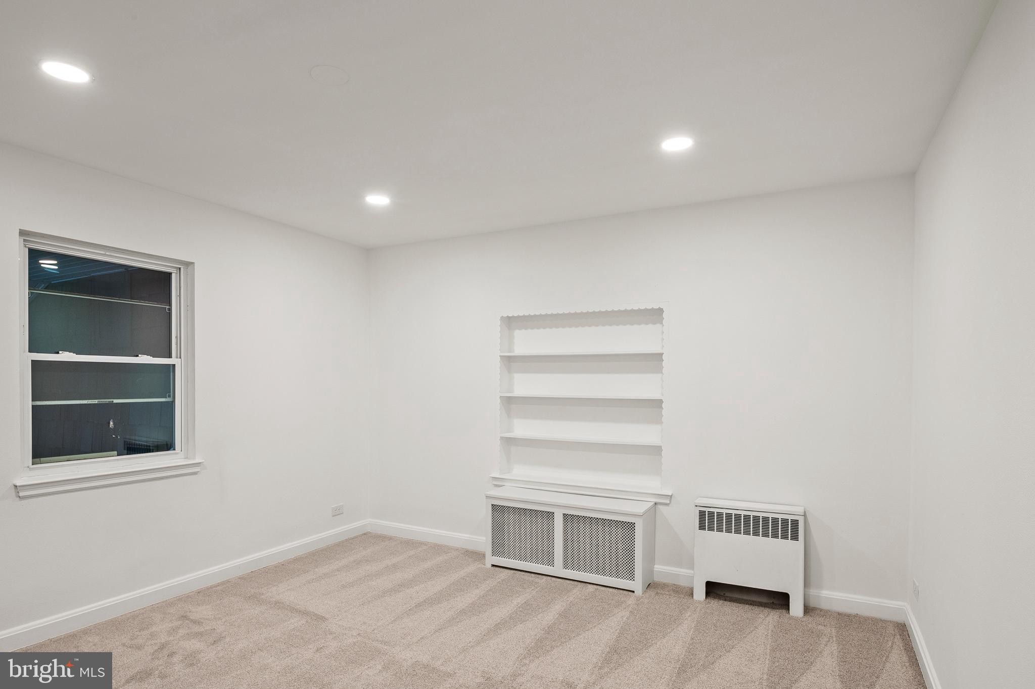 PERRY POINT - Residential