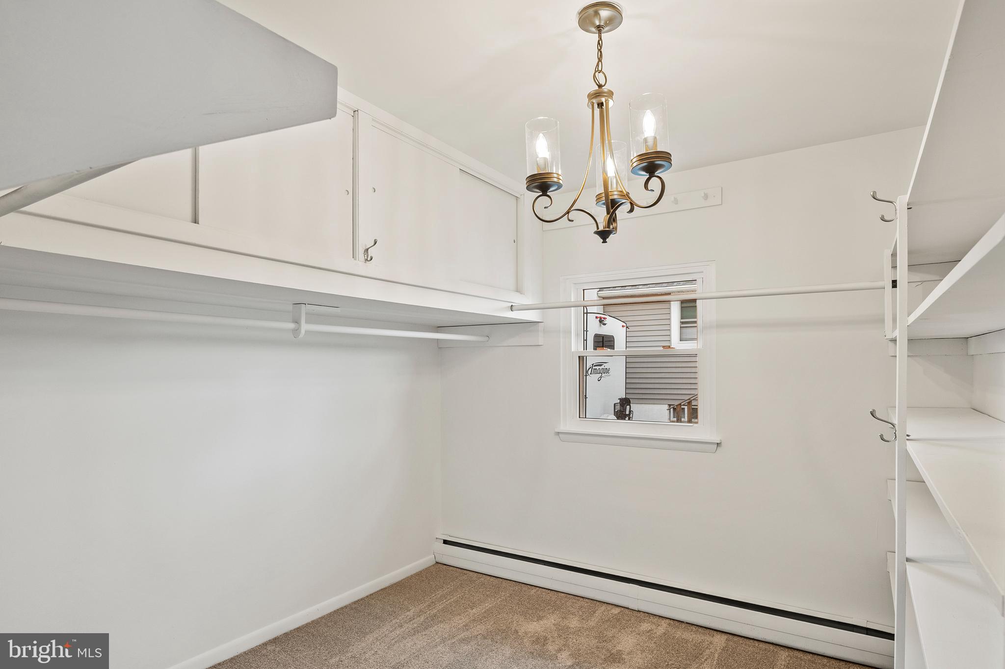 PERRY POINT - Residential