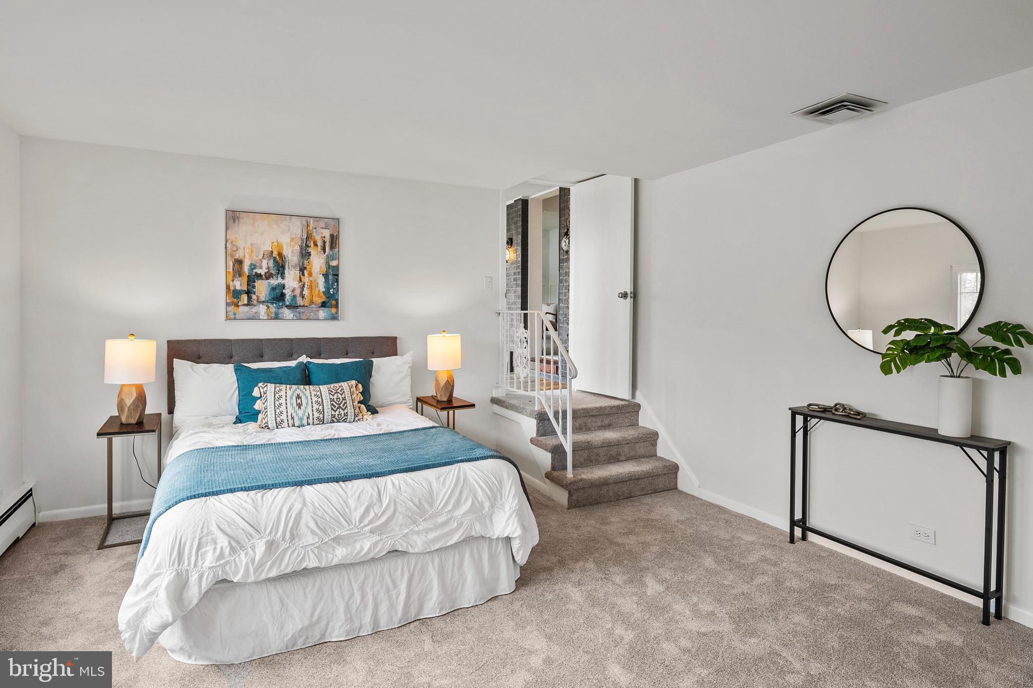 PERRY POINT - Residential