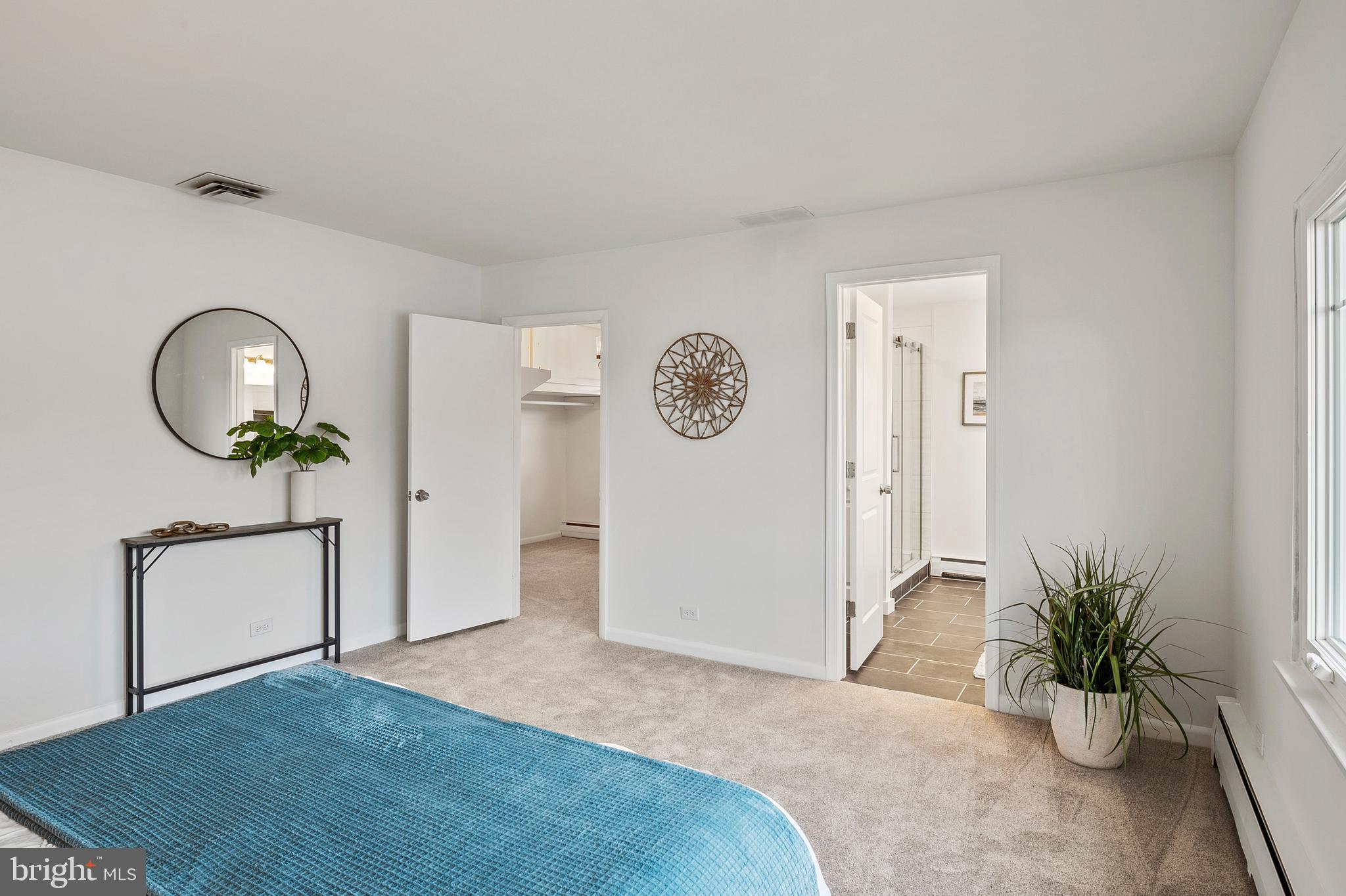 PERRY POINT - Residential