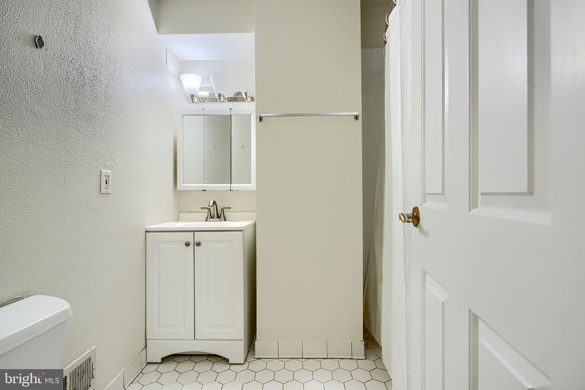 RIDGELY'S DELIGHT - Residential