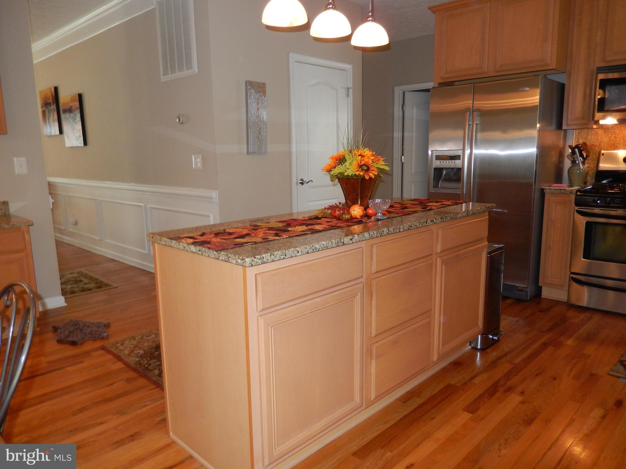 HUNTINGTON HILLS - Residential