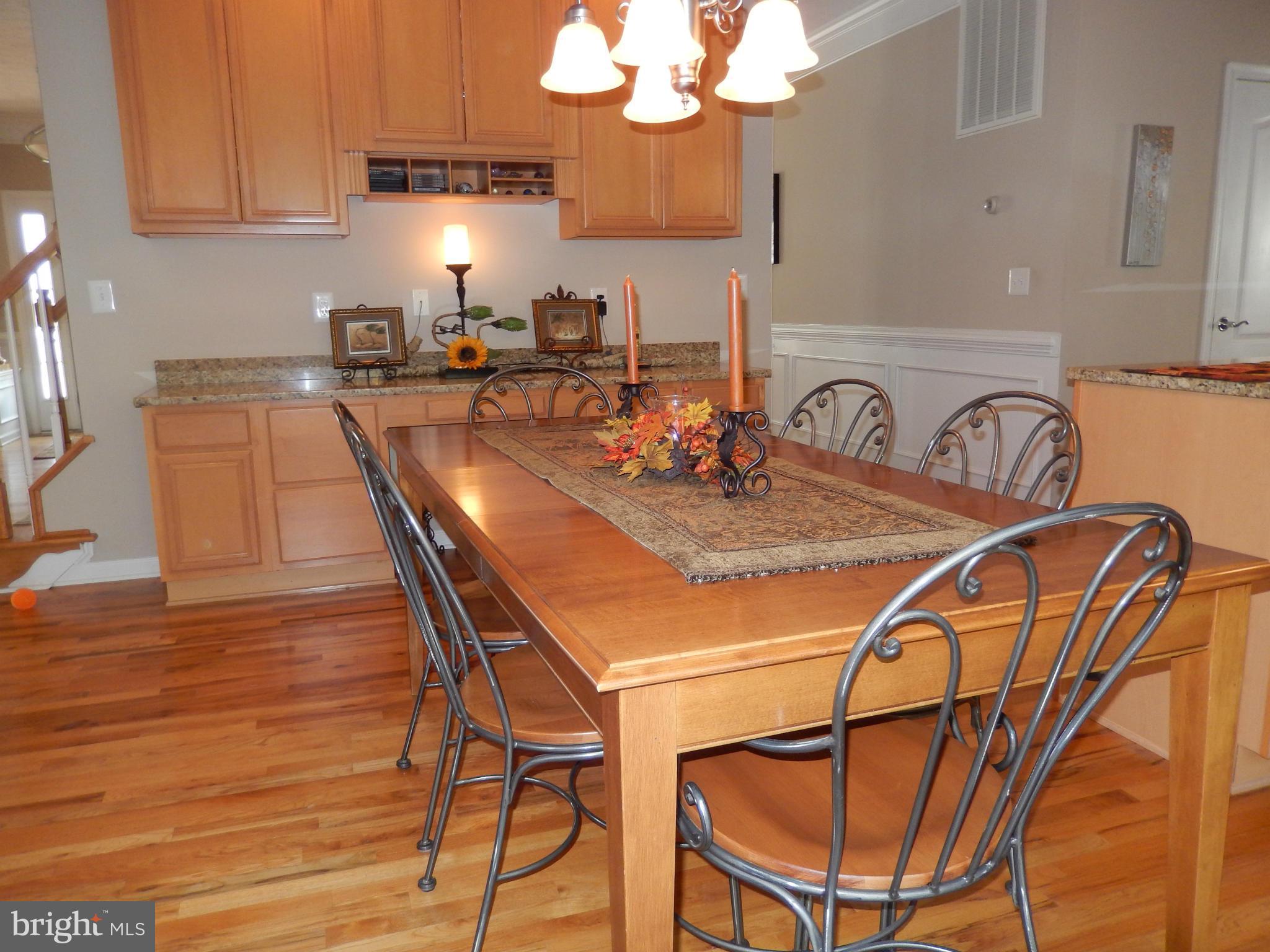 HUNTINGTON HILLS - Residential