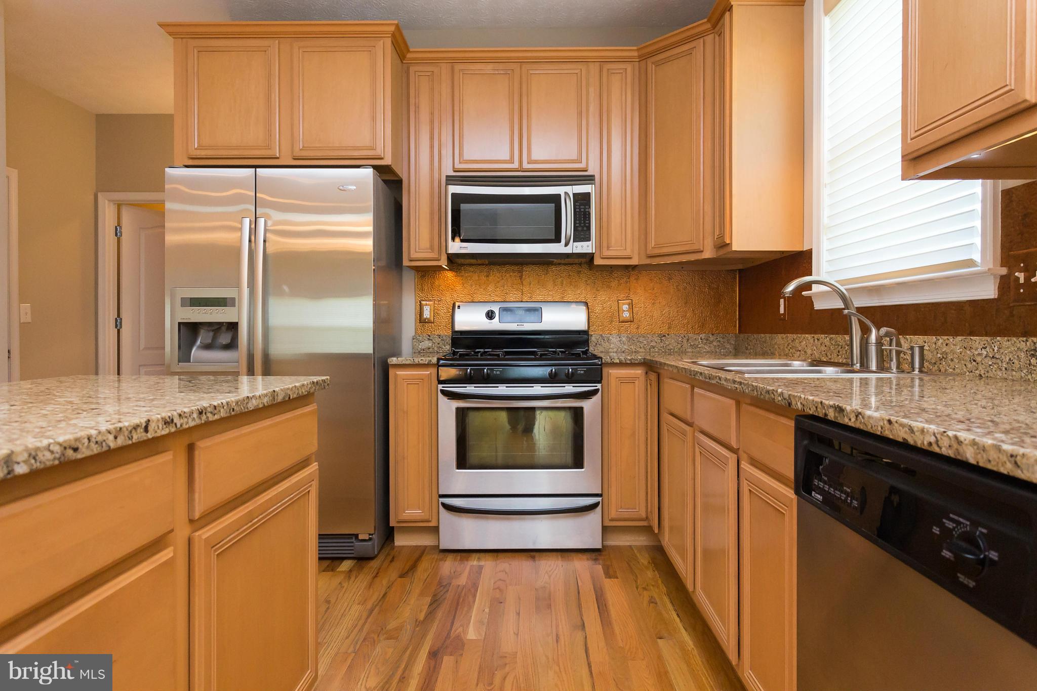 HUNTINGTON HILLS - Residential