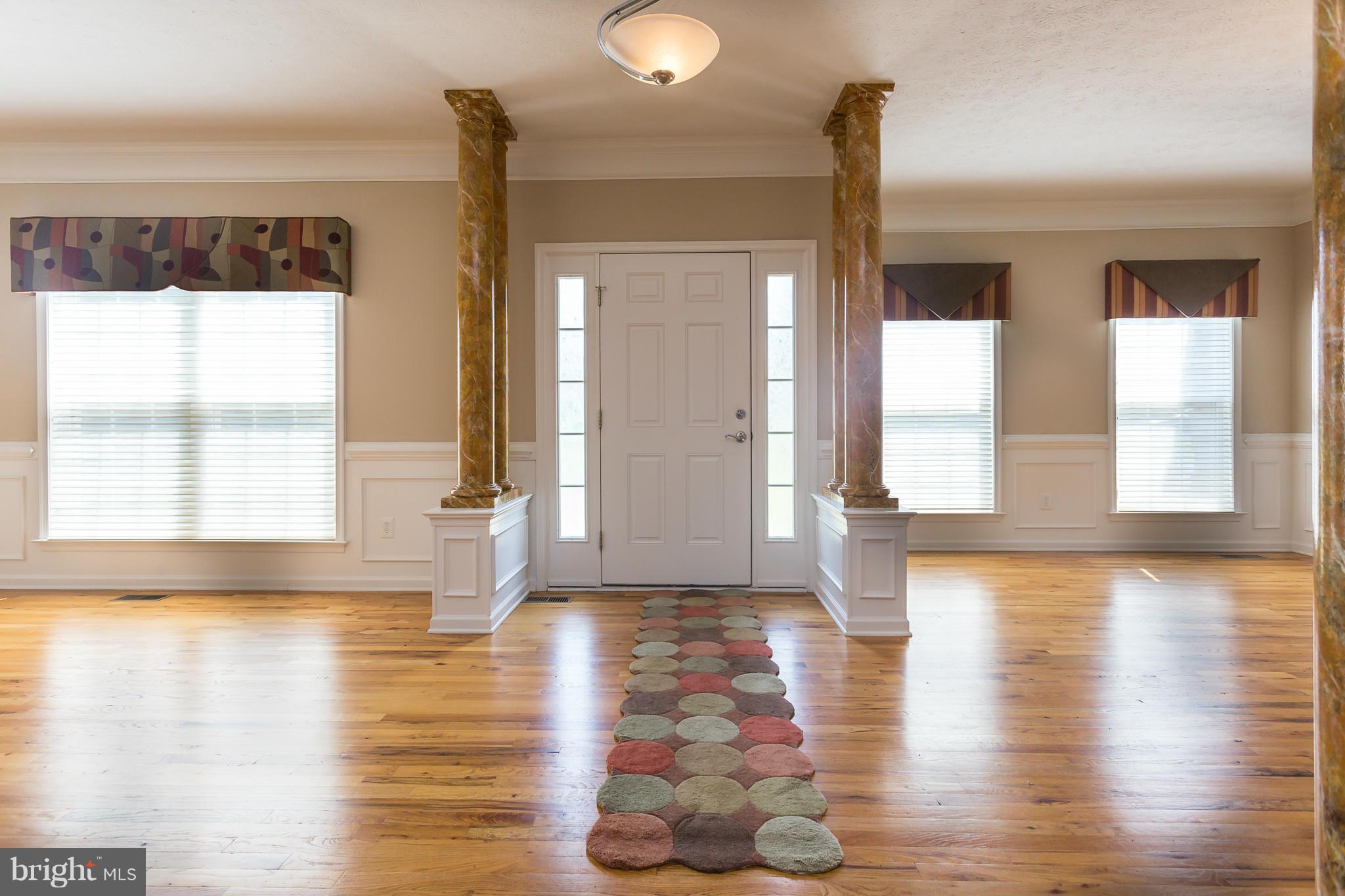 HUNTINGTON HILLS - Residential