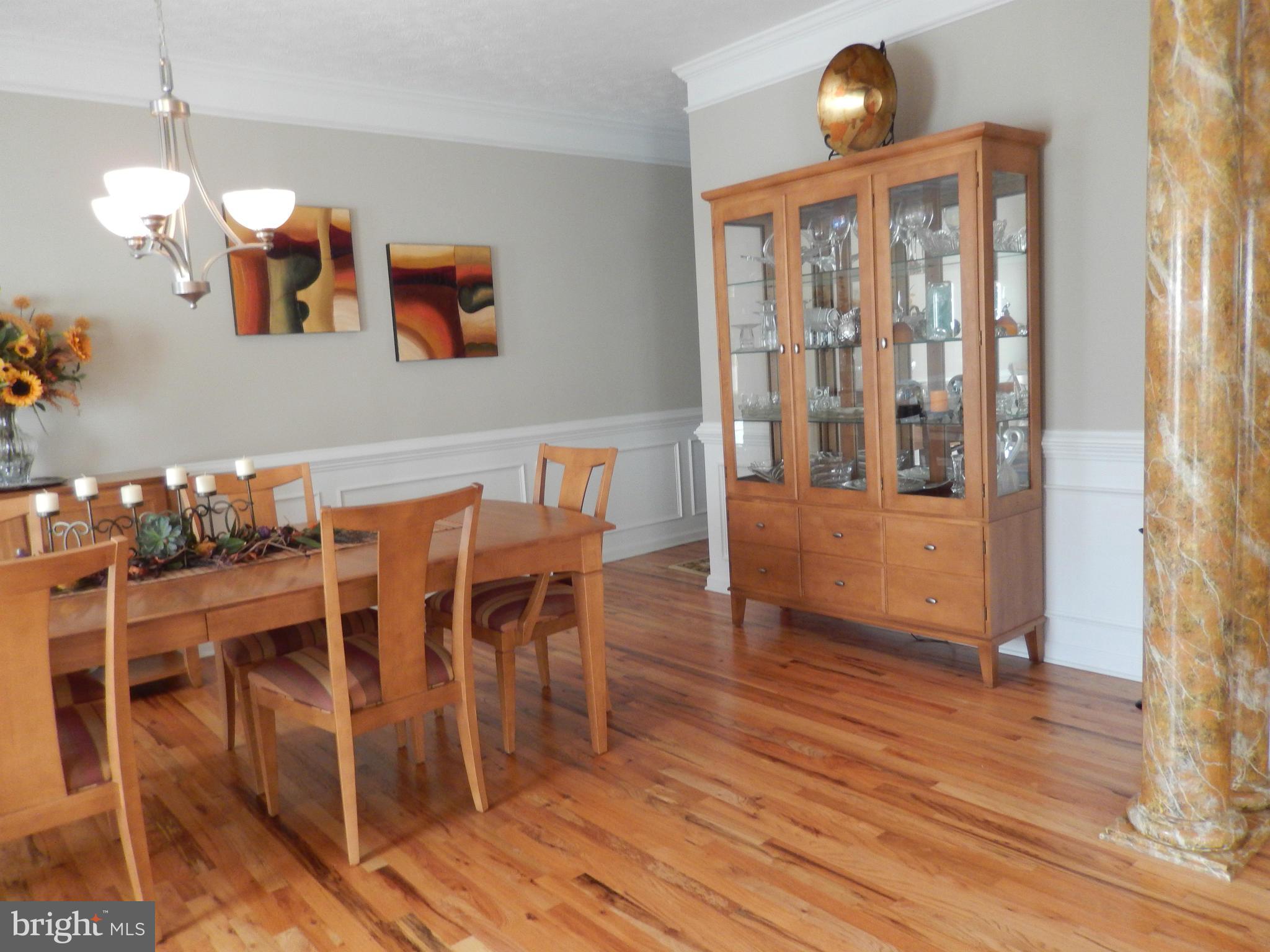 HUNTINGTON HILLS - Residential