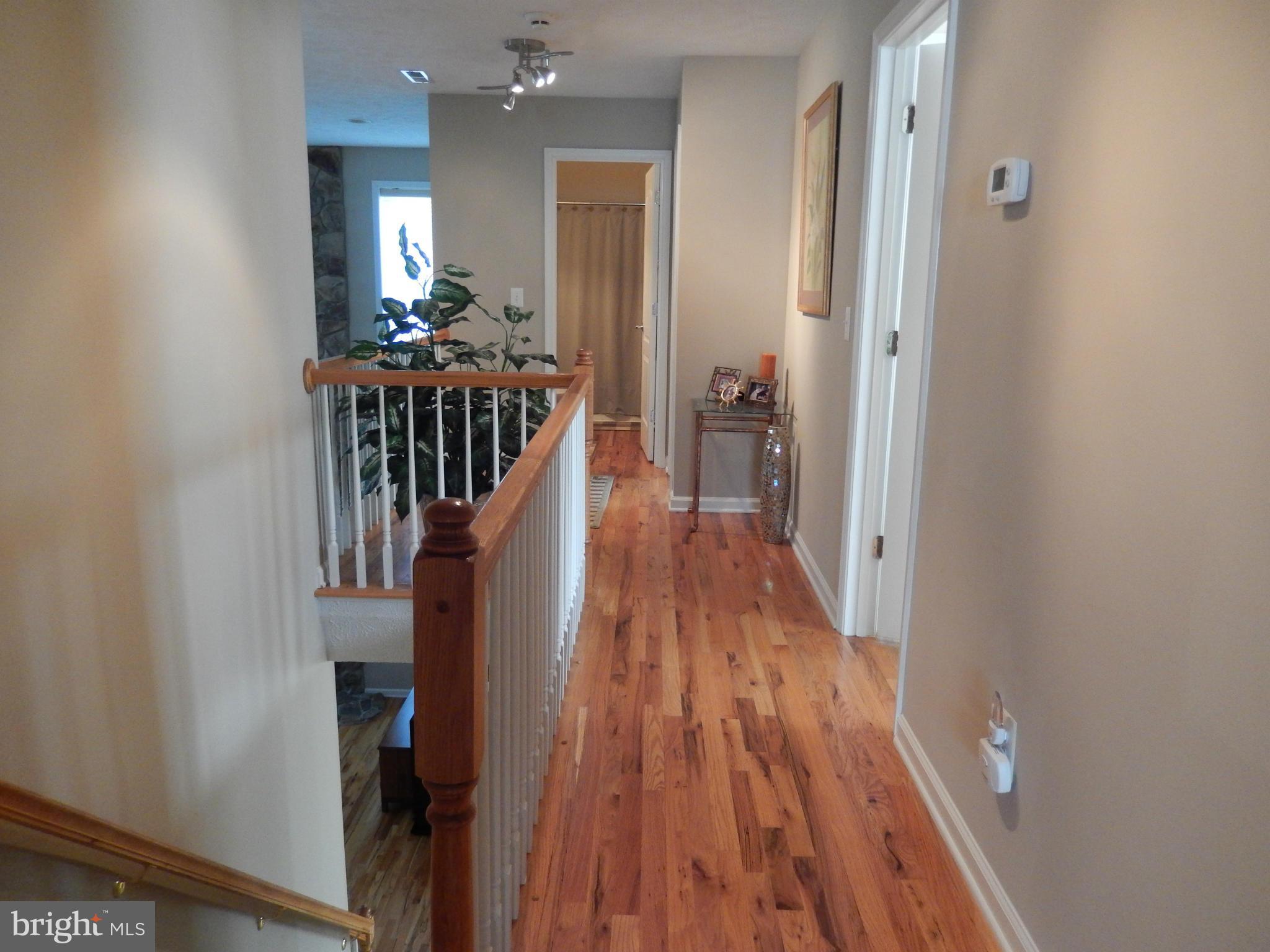 HUNTINGTON HILLS - Residential