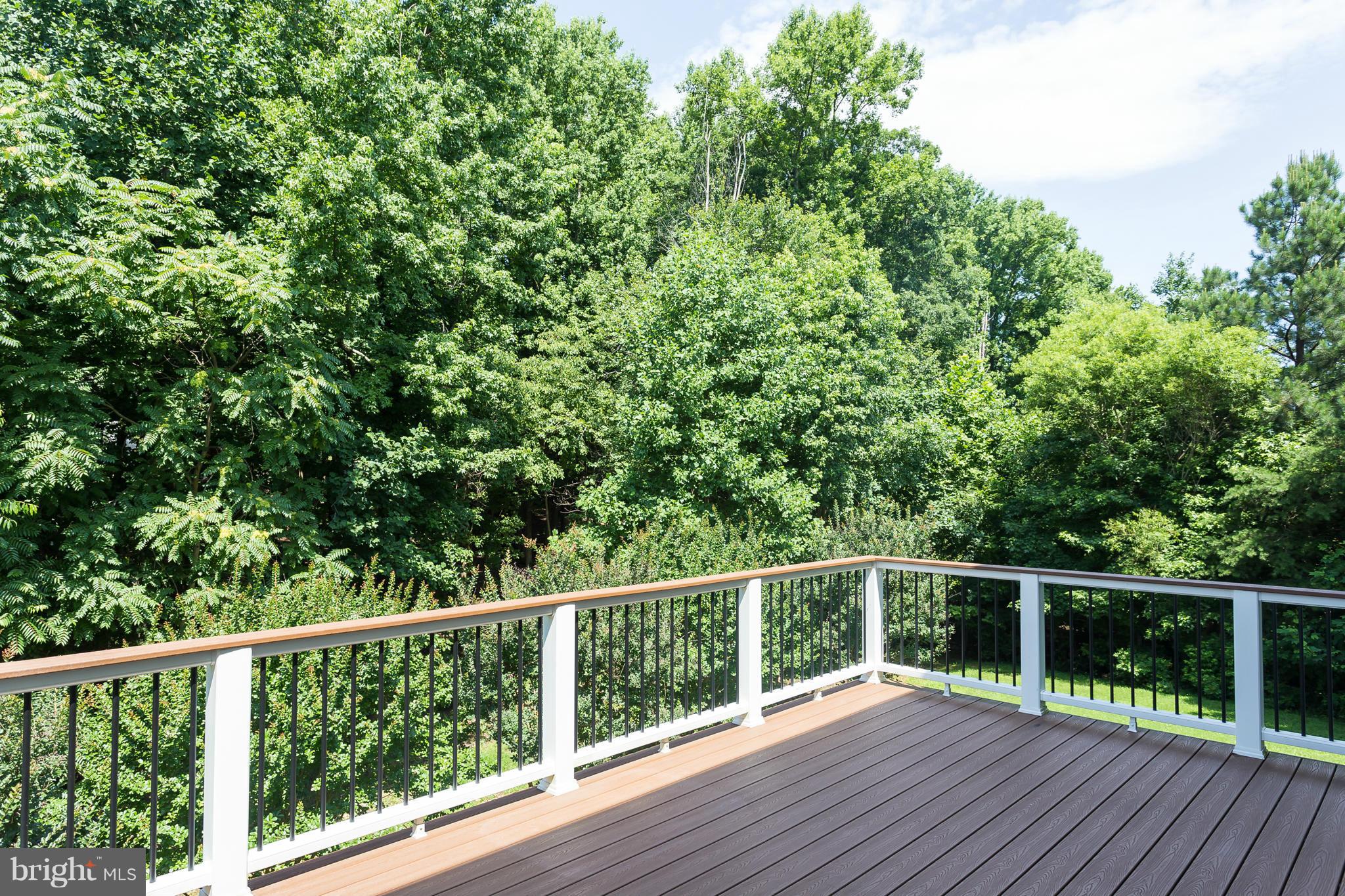 HUNTINGTON HILLS - Residential