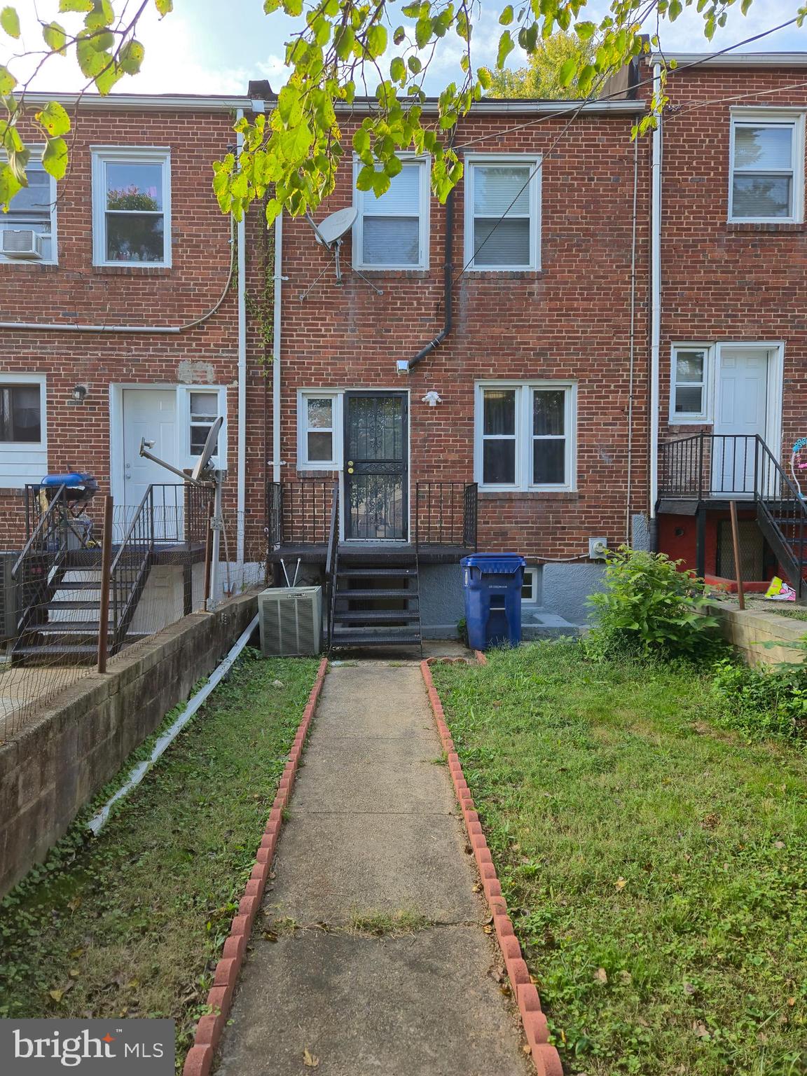 BROOKLYN - Residential