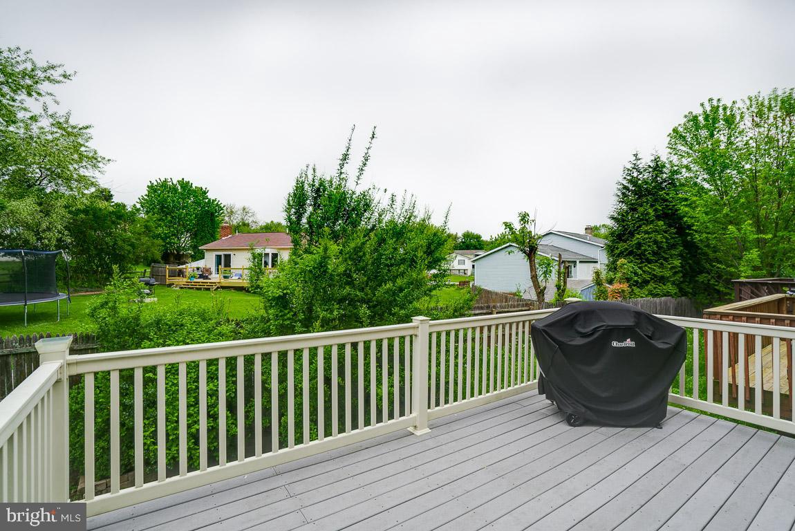 COLONIAL HILLS - Residential