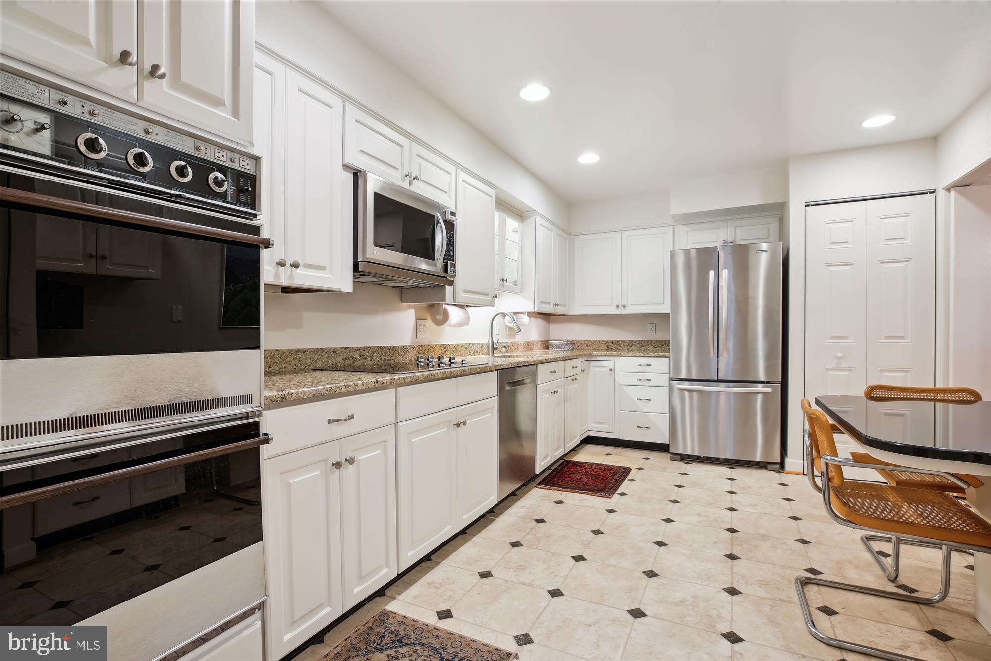 SUMNER VILLAGE - Residential