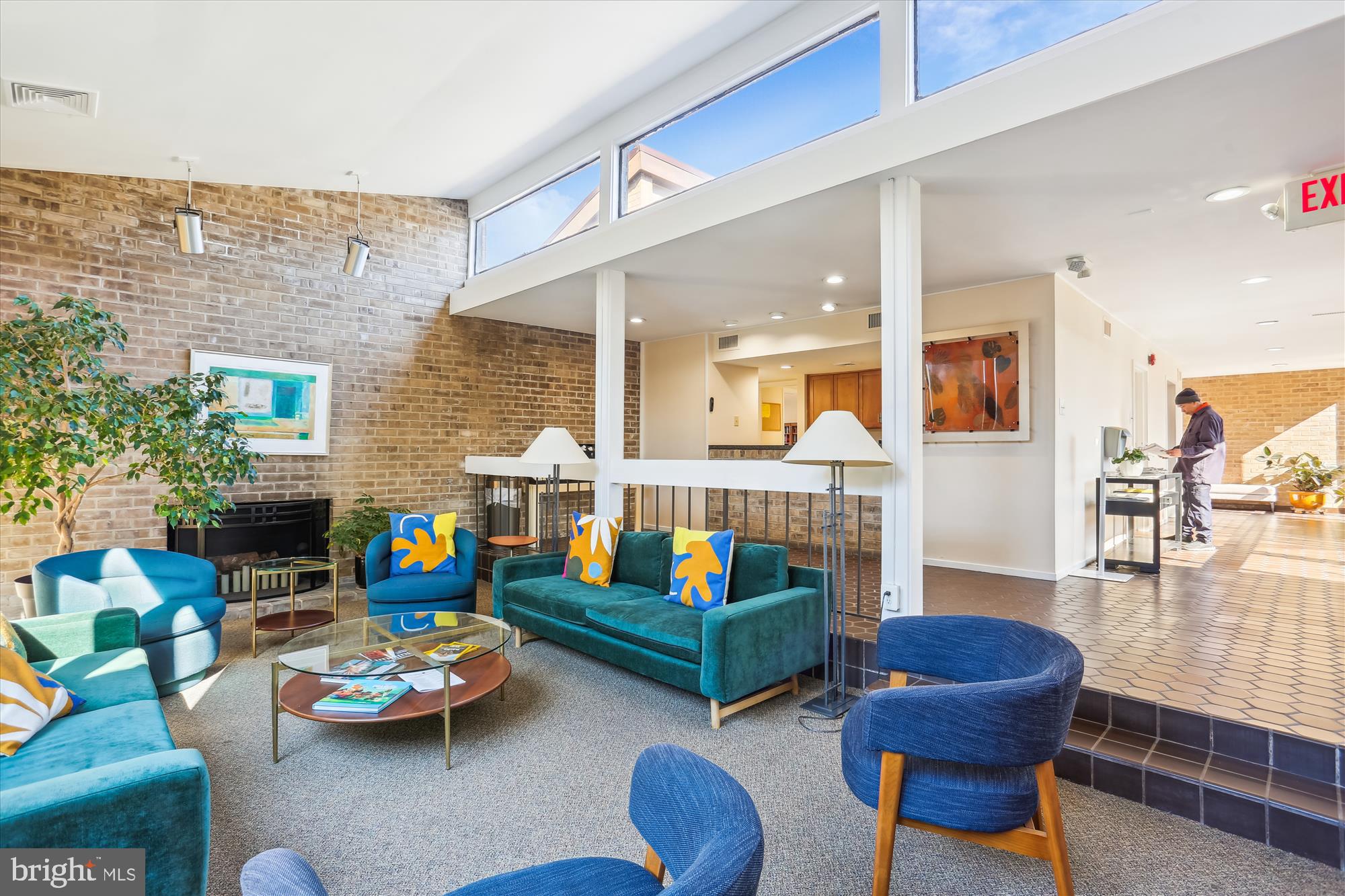 SUMNER VILLAGE - Residential