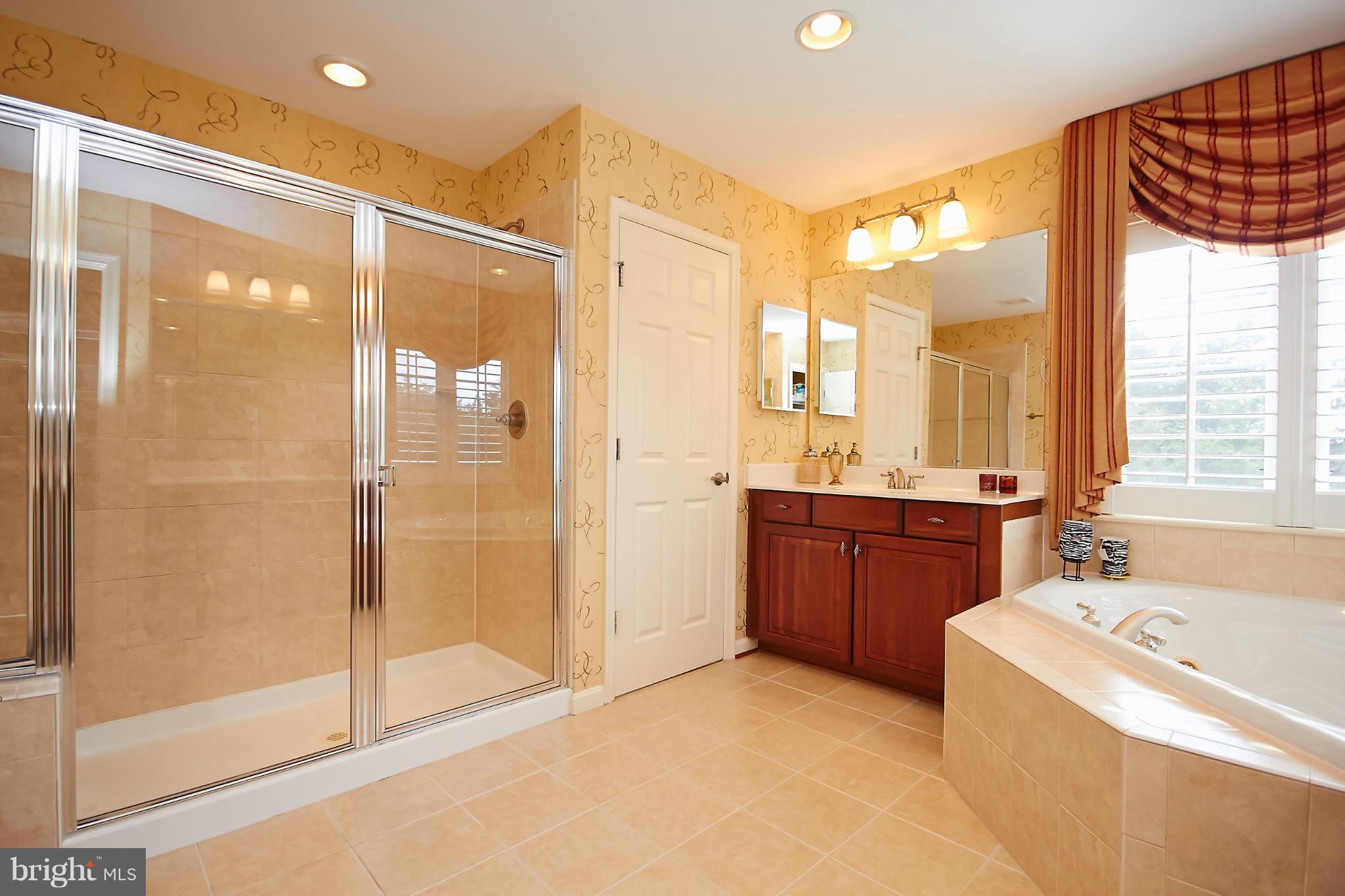 LINTON CREST - Residential