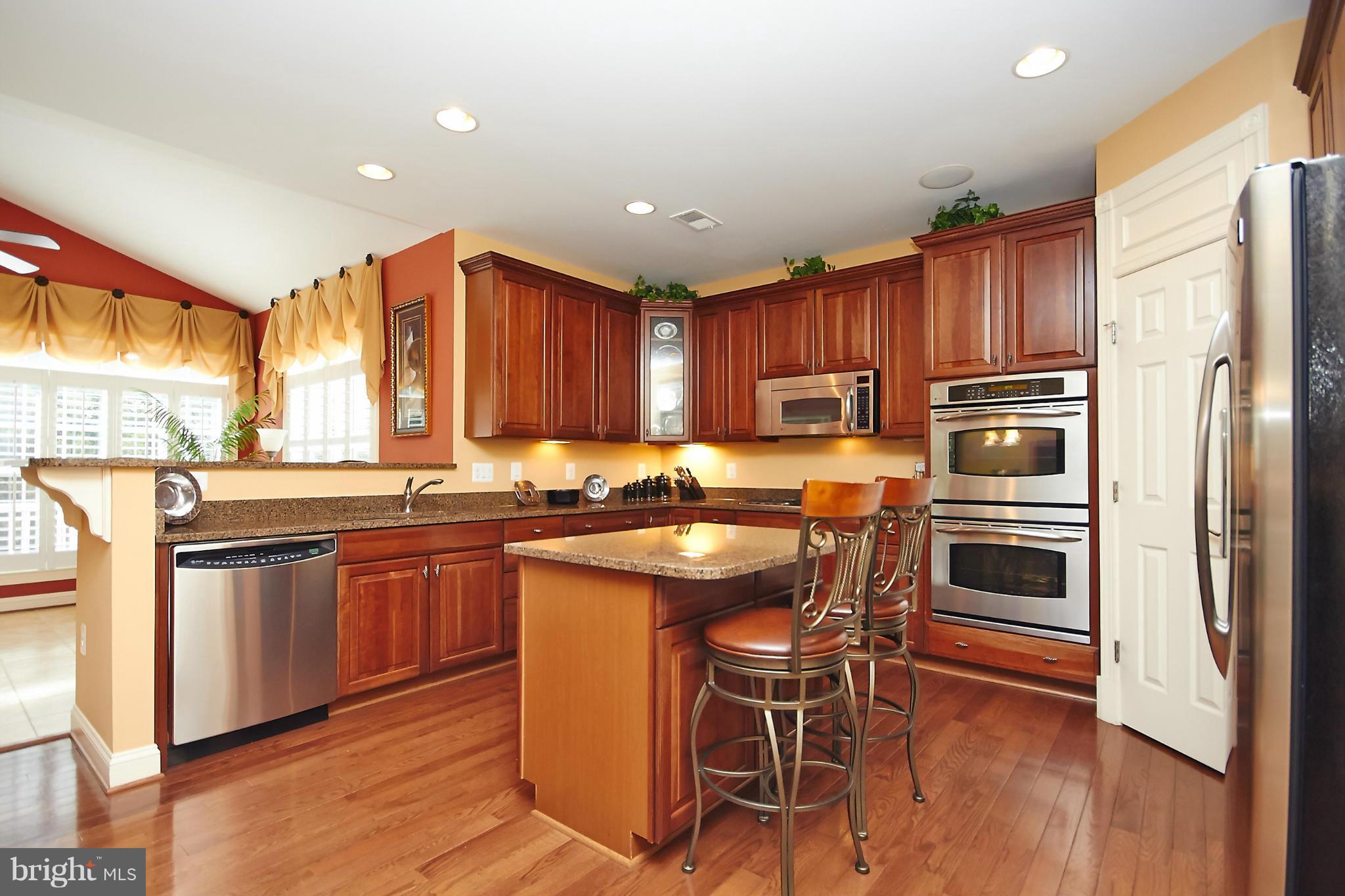 LINTON CREST - Residential