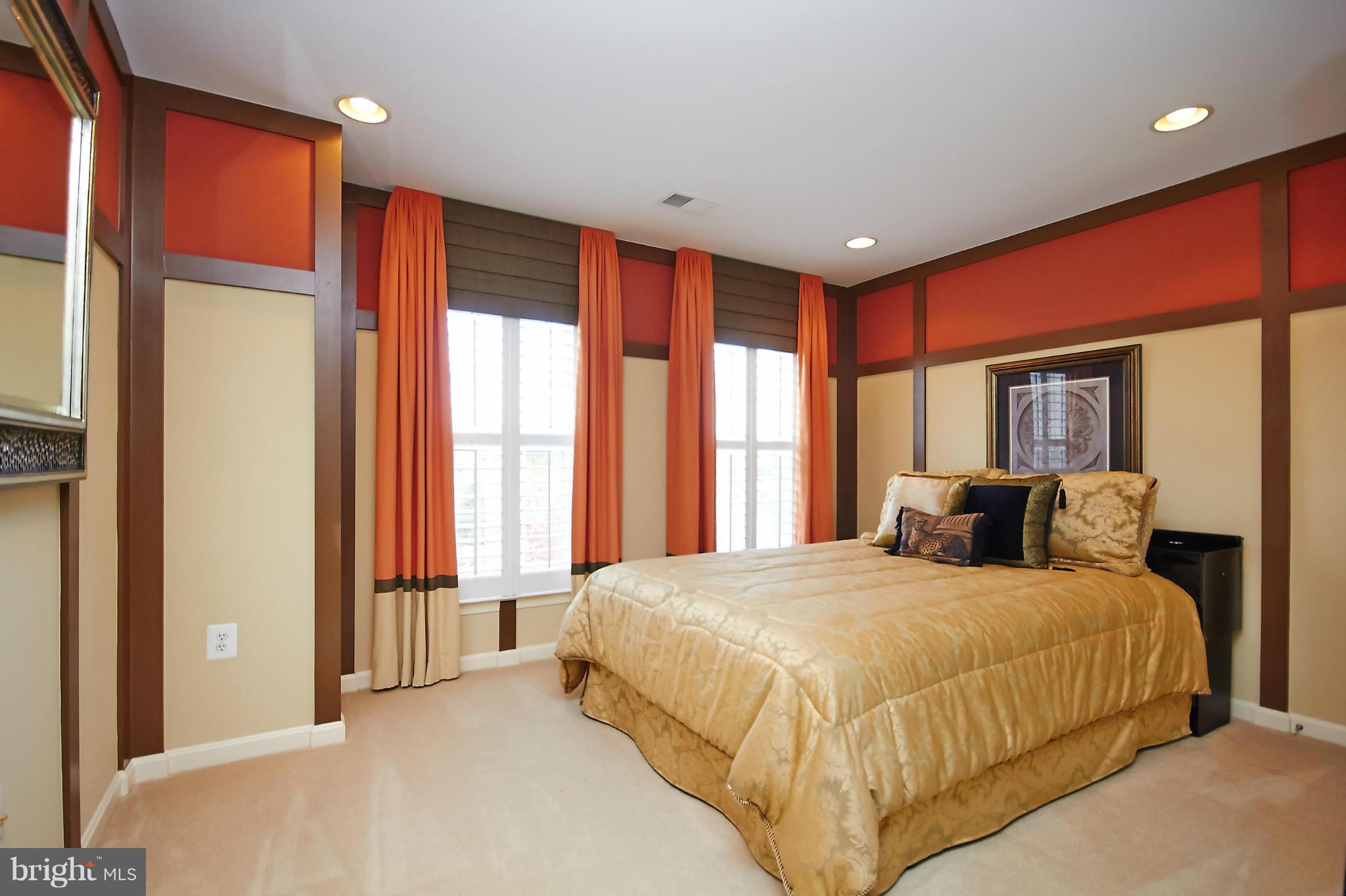 LINTON CREST - Residential