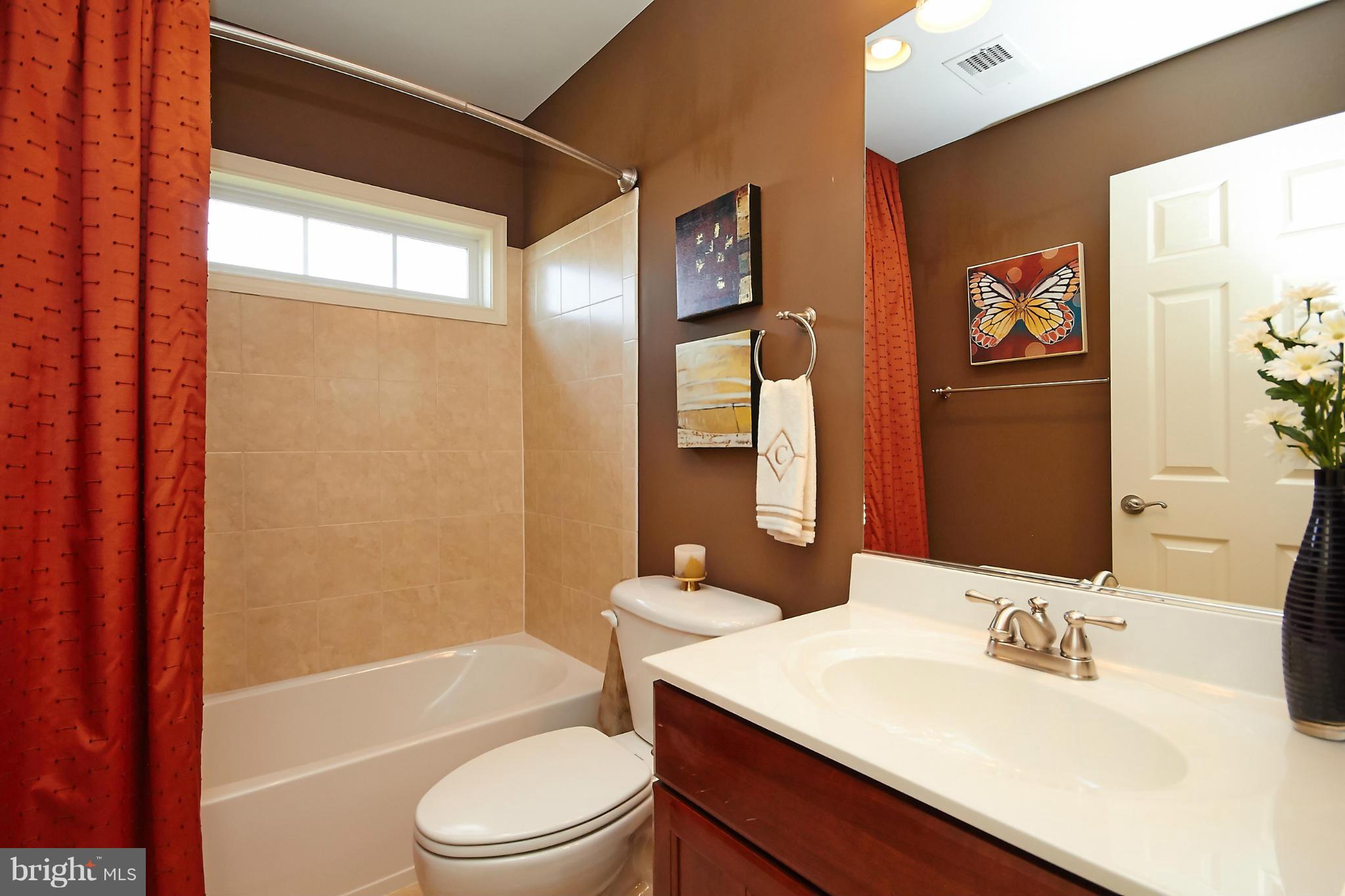 LINTON CREST - Residential