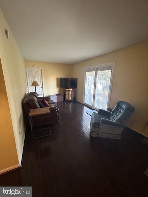 VILLAGE OF HICKORY RIDGE - Residential