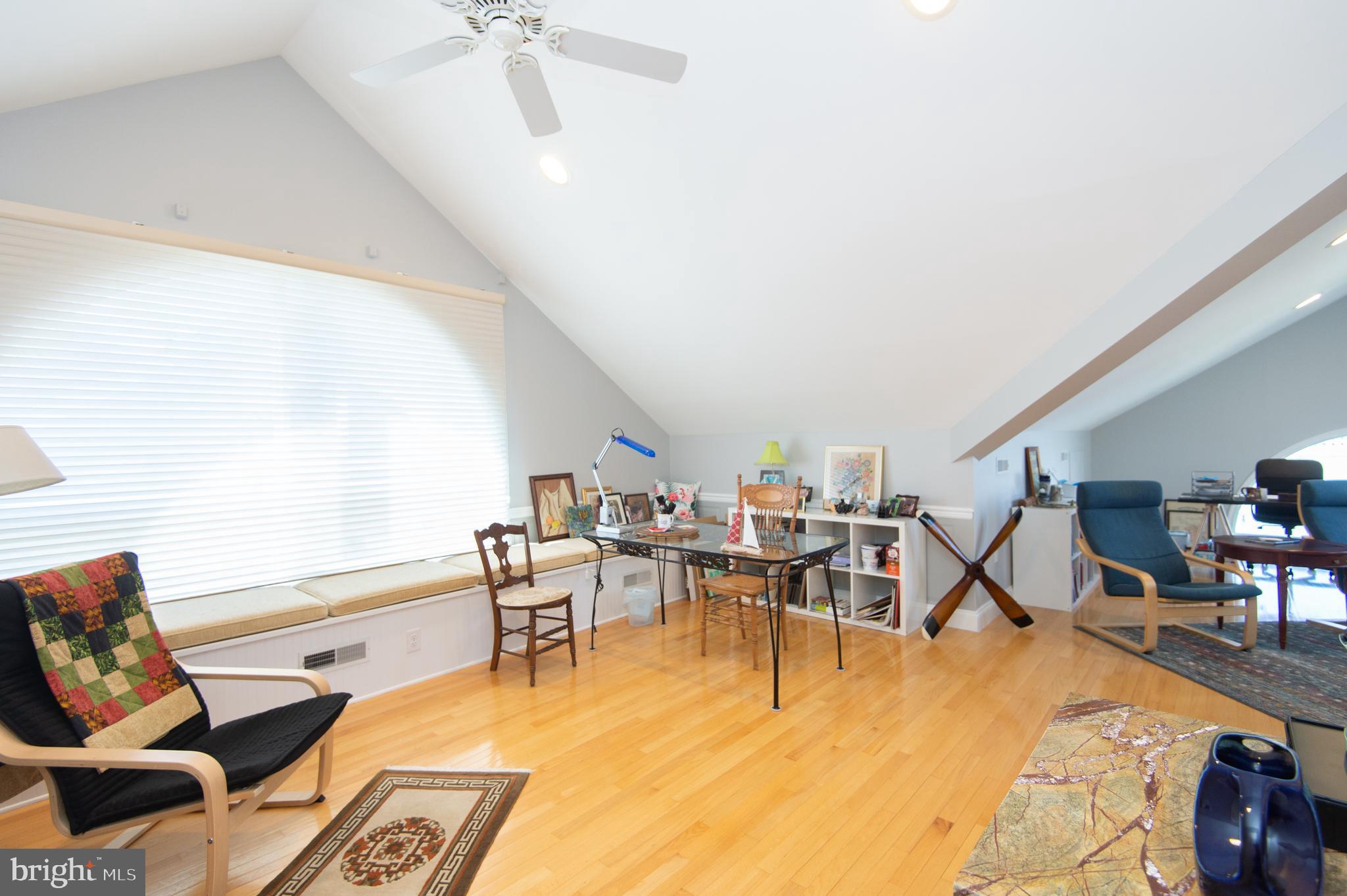 CAMBRIDGE LANDING - Residential