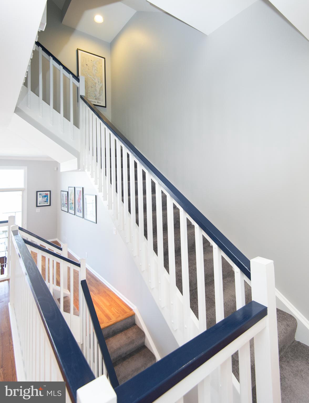 CAMBRIDGE LANDING - Residential