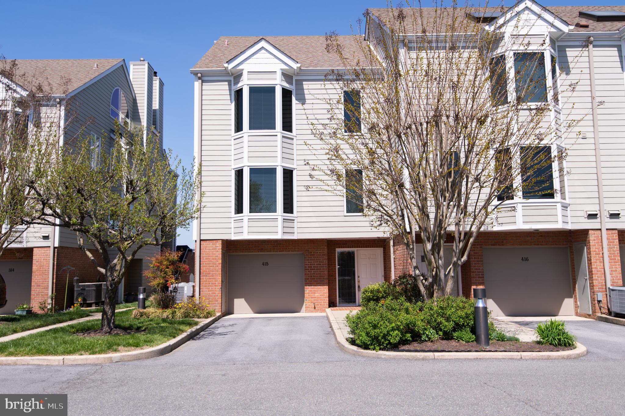 CAMBRIDGE LANDING - Residential