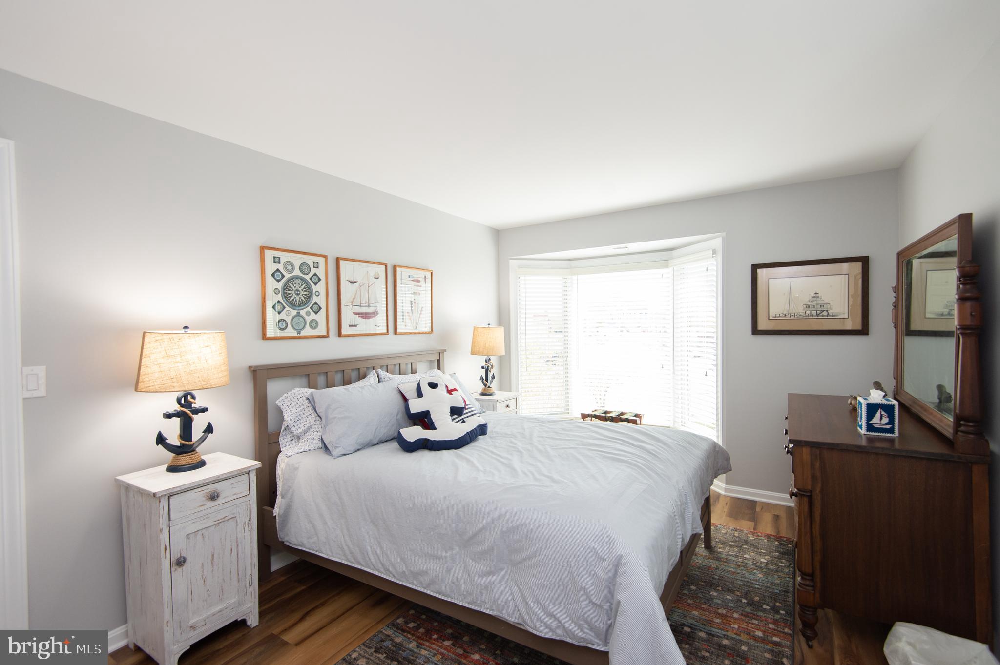 CAMBRIDGE LANDING - Residential