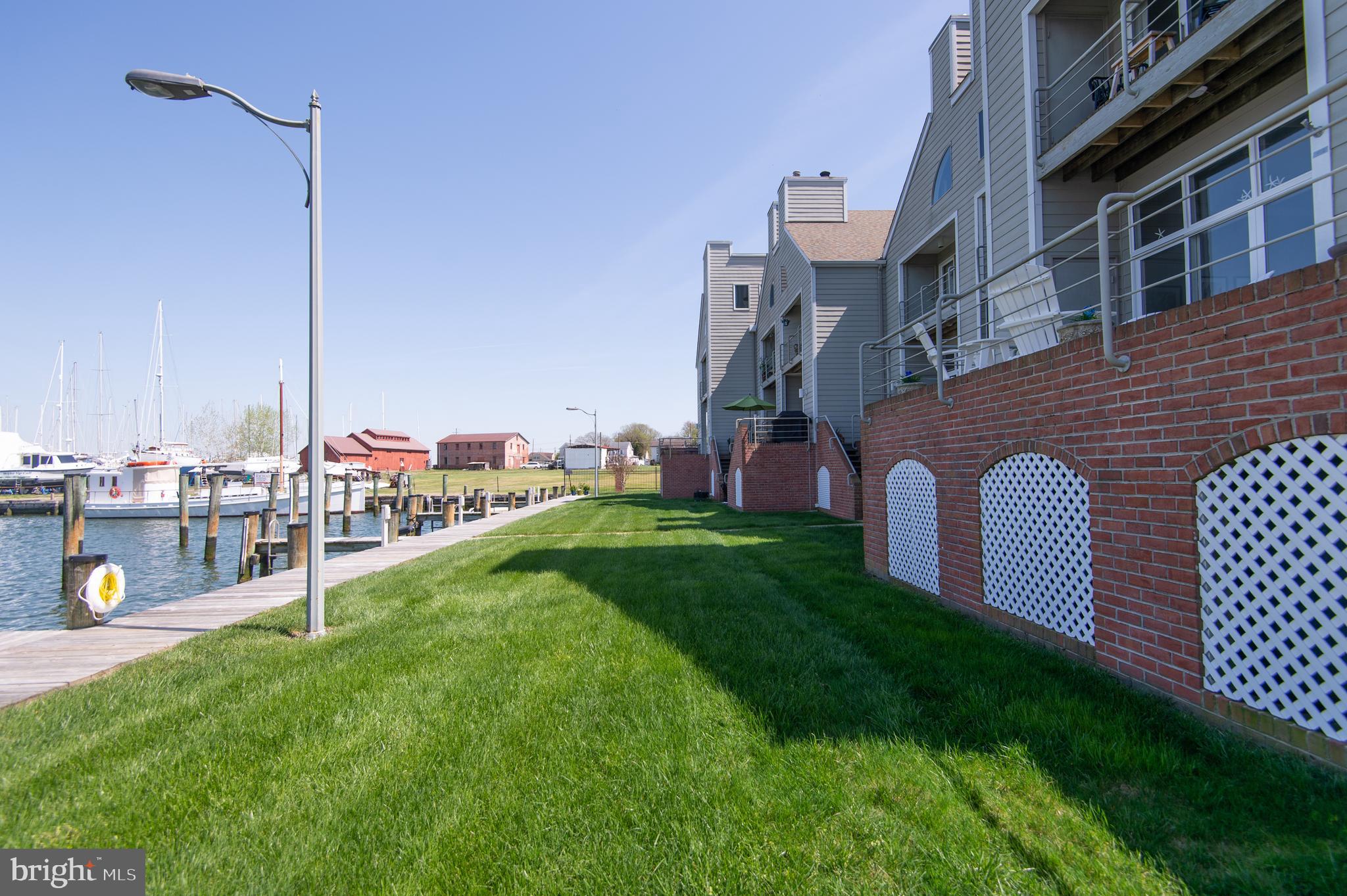 CAMBRIDGE LANDING - Residential