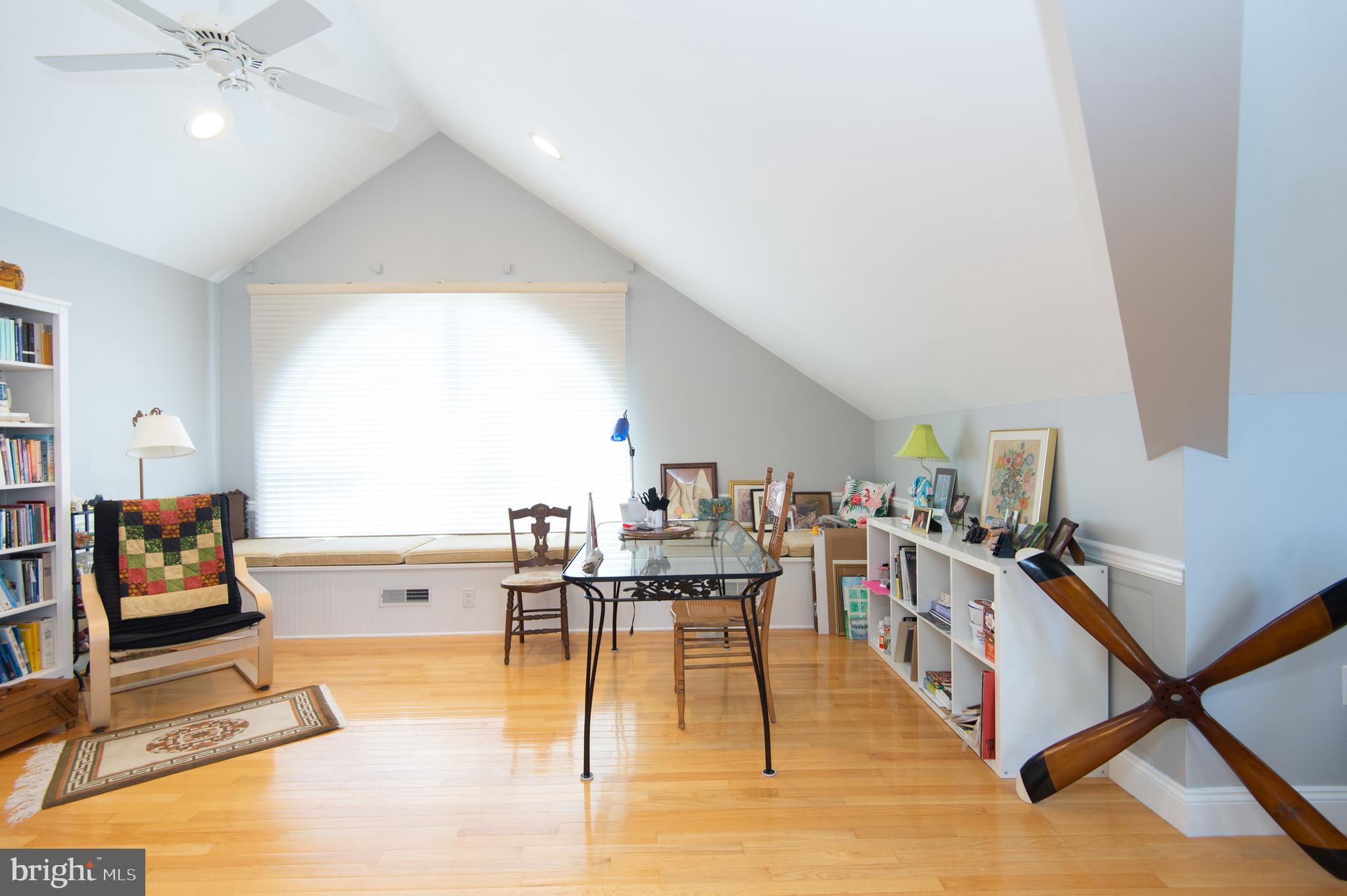 CAMBRIDGE LANDING - Residential