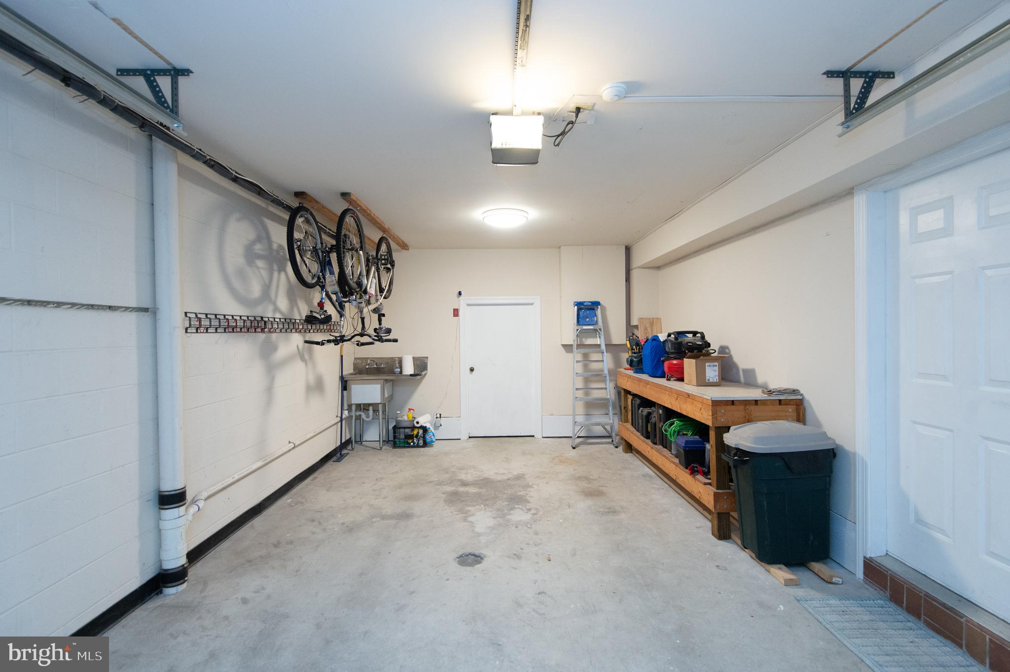 CAMBRIDGE LANDING - Residential