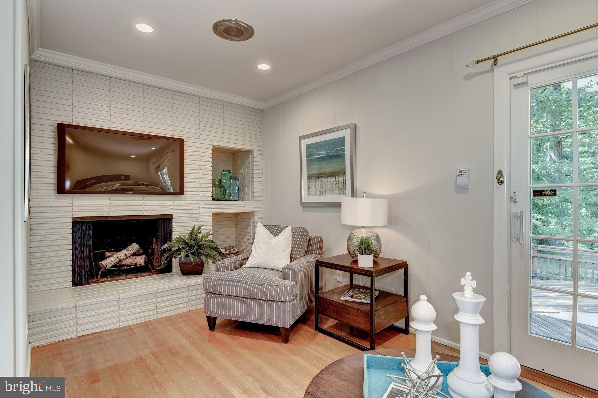 BURNING TREE ESTATES - Residential Lease