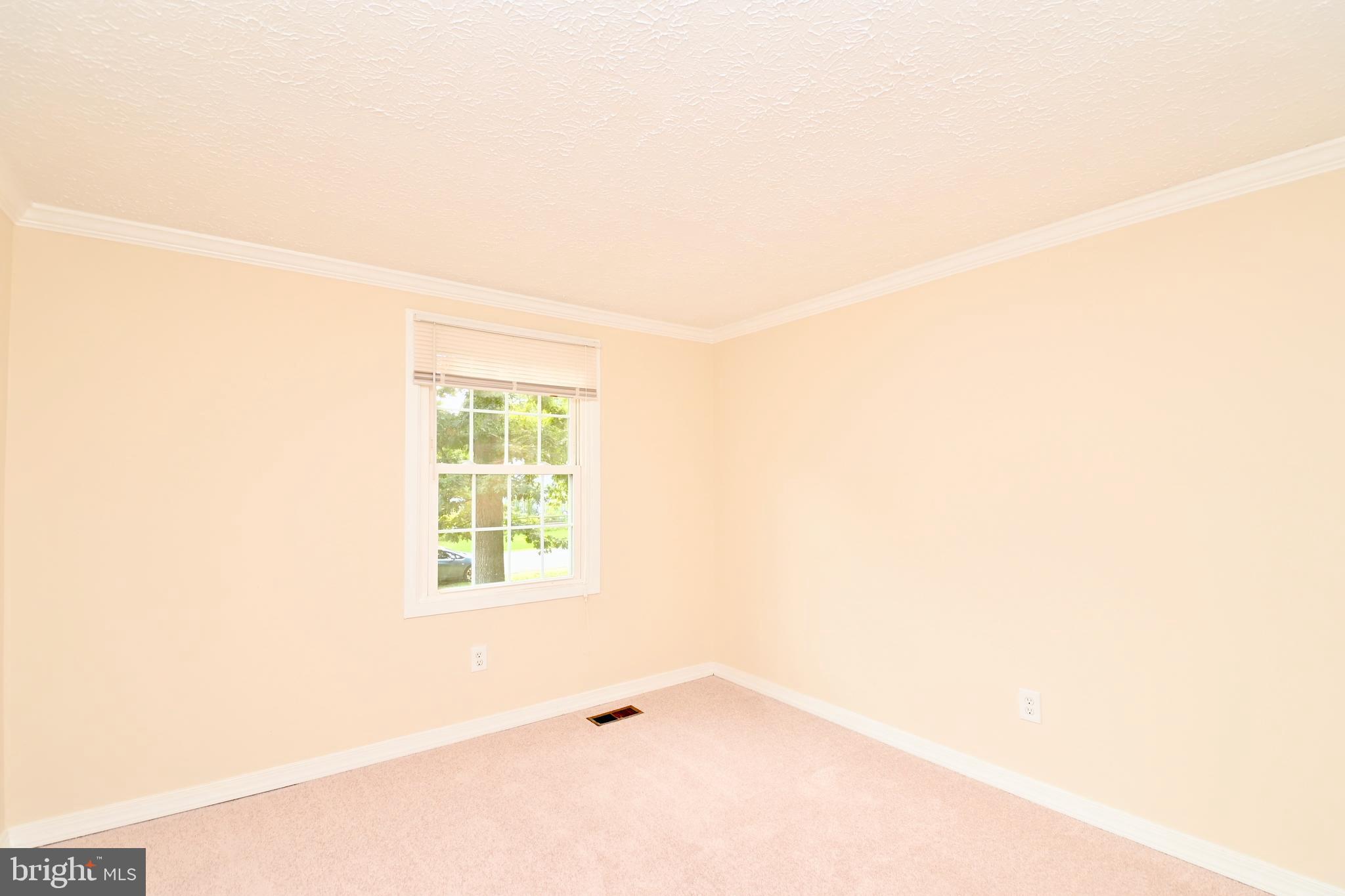 COLONY WOODS - Residential