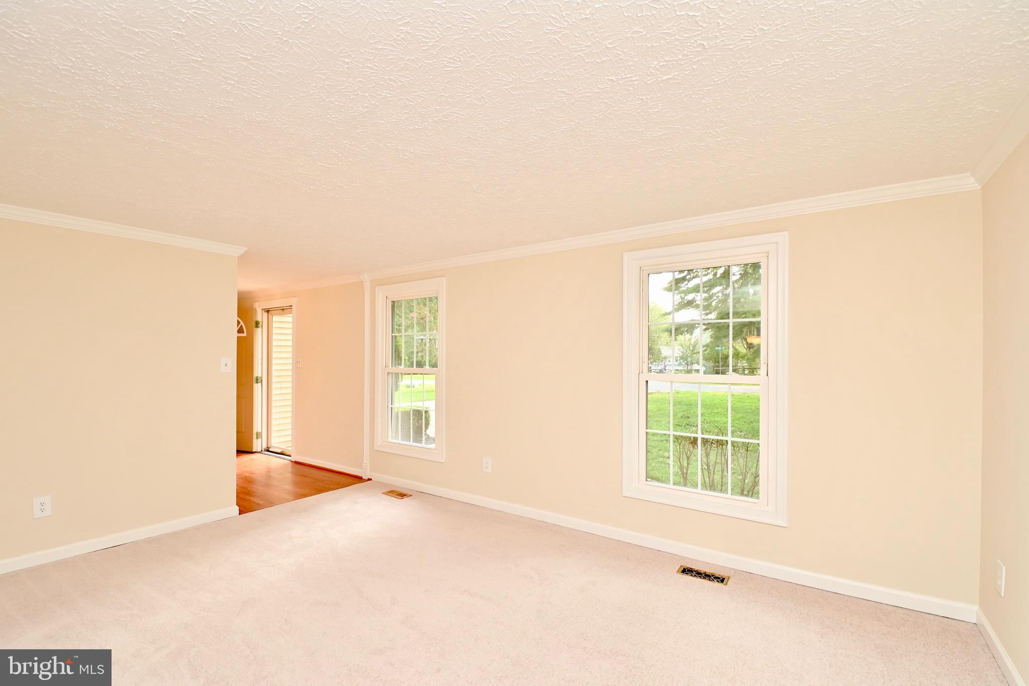 COLONY WOODS - Residential