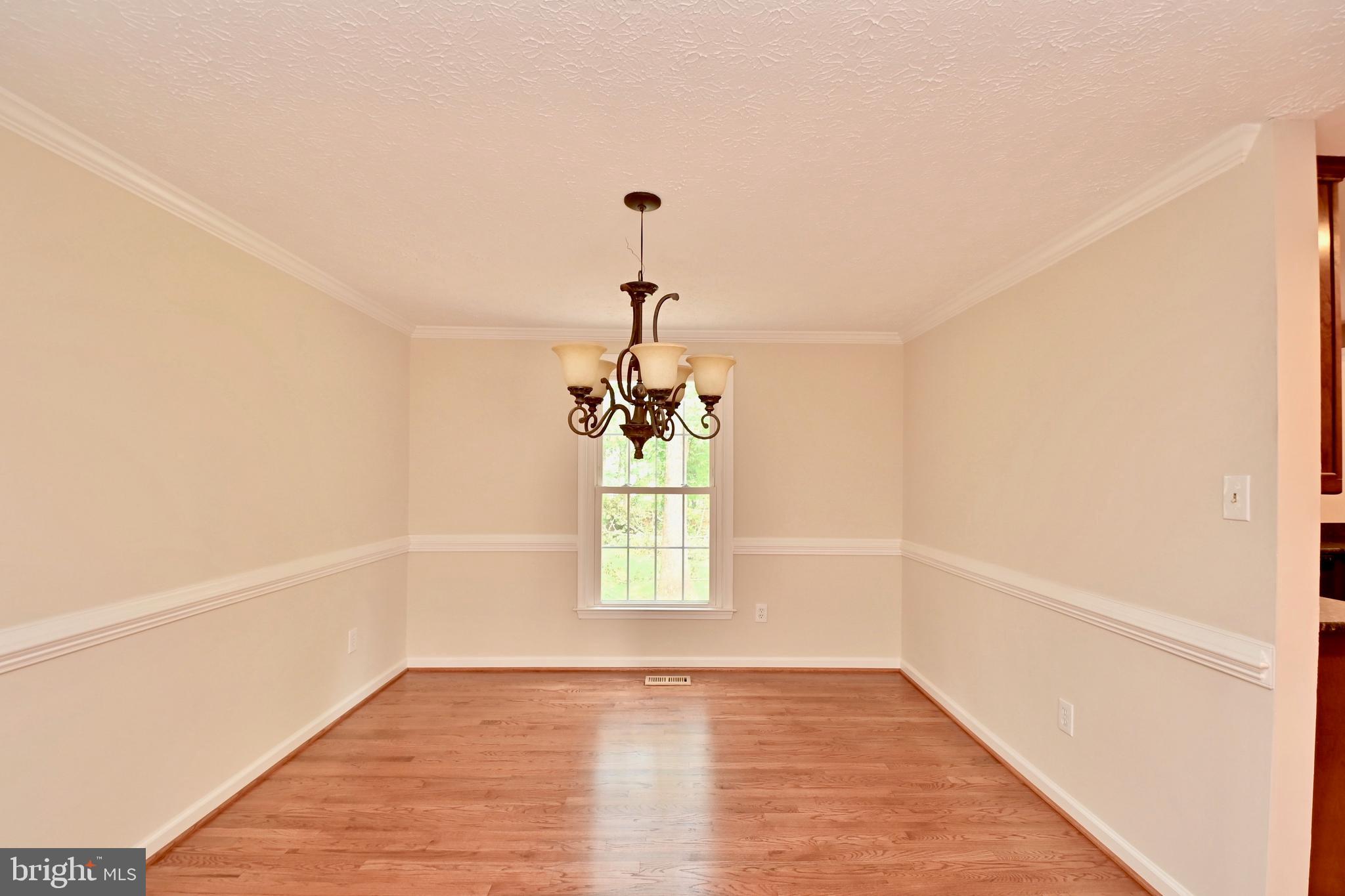 COLONY WOODS - Residential