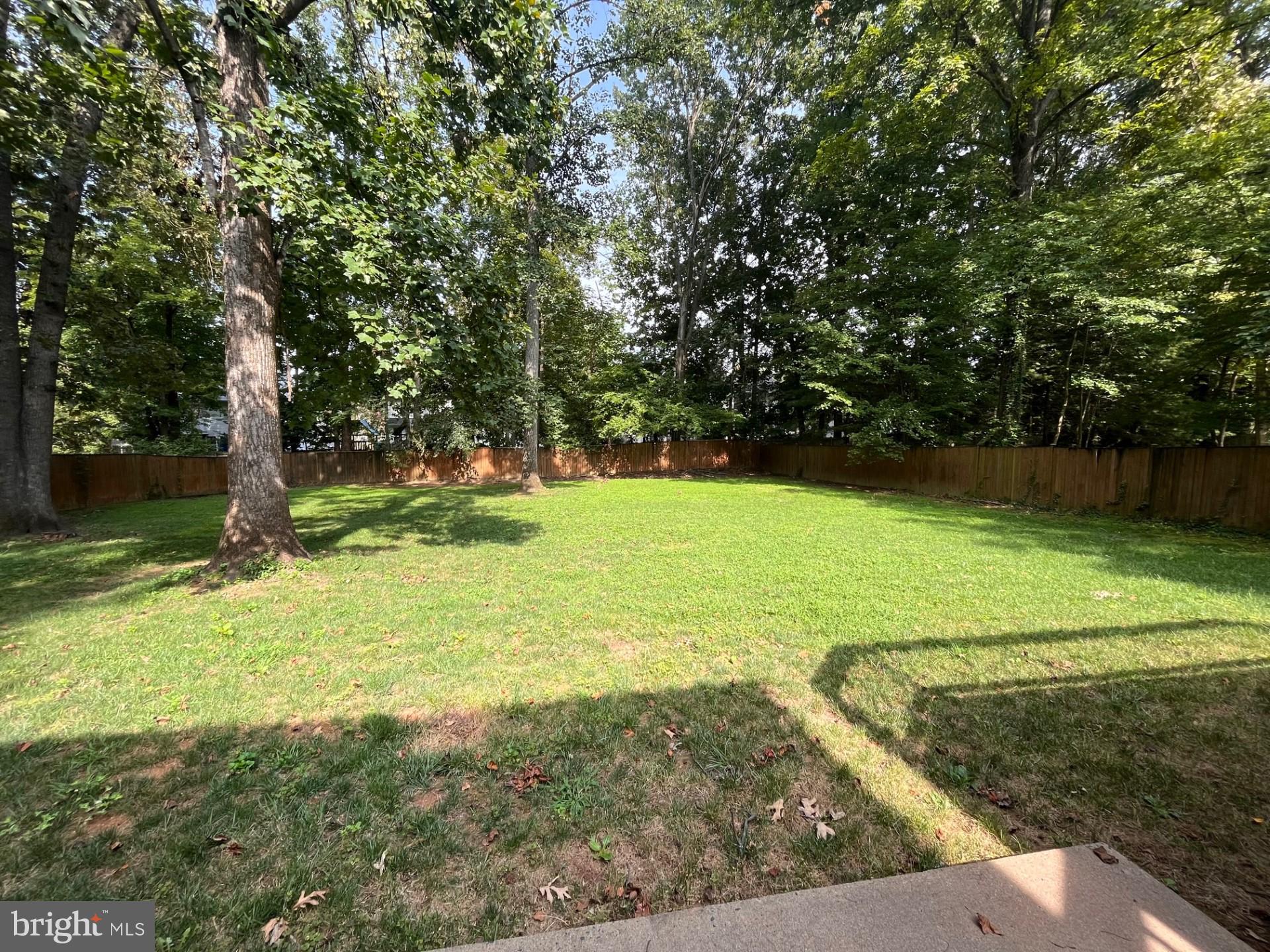 COLONY WOODS - Residential