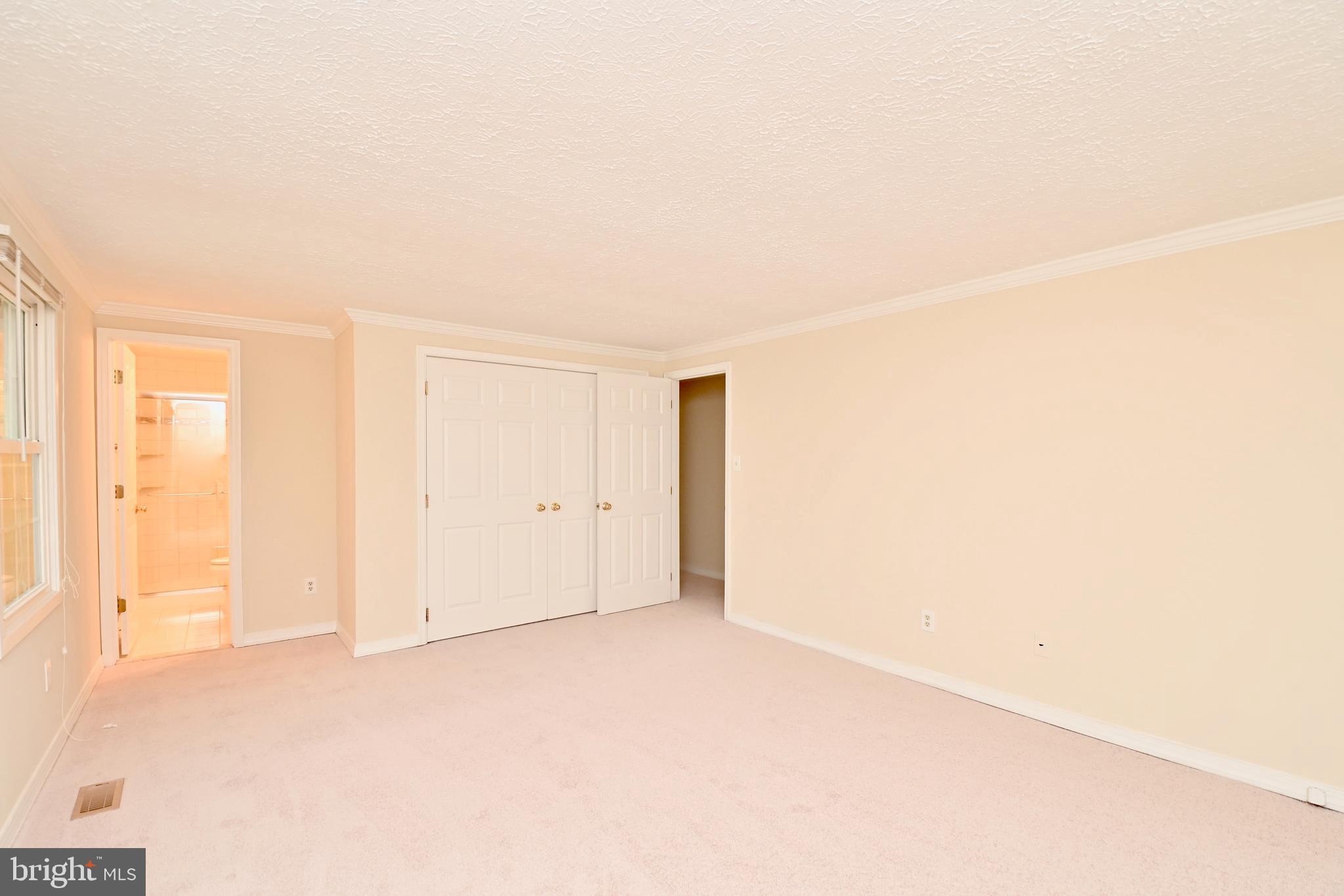 COLONY WOODS - Residential