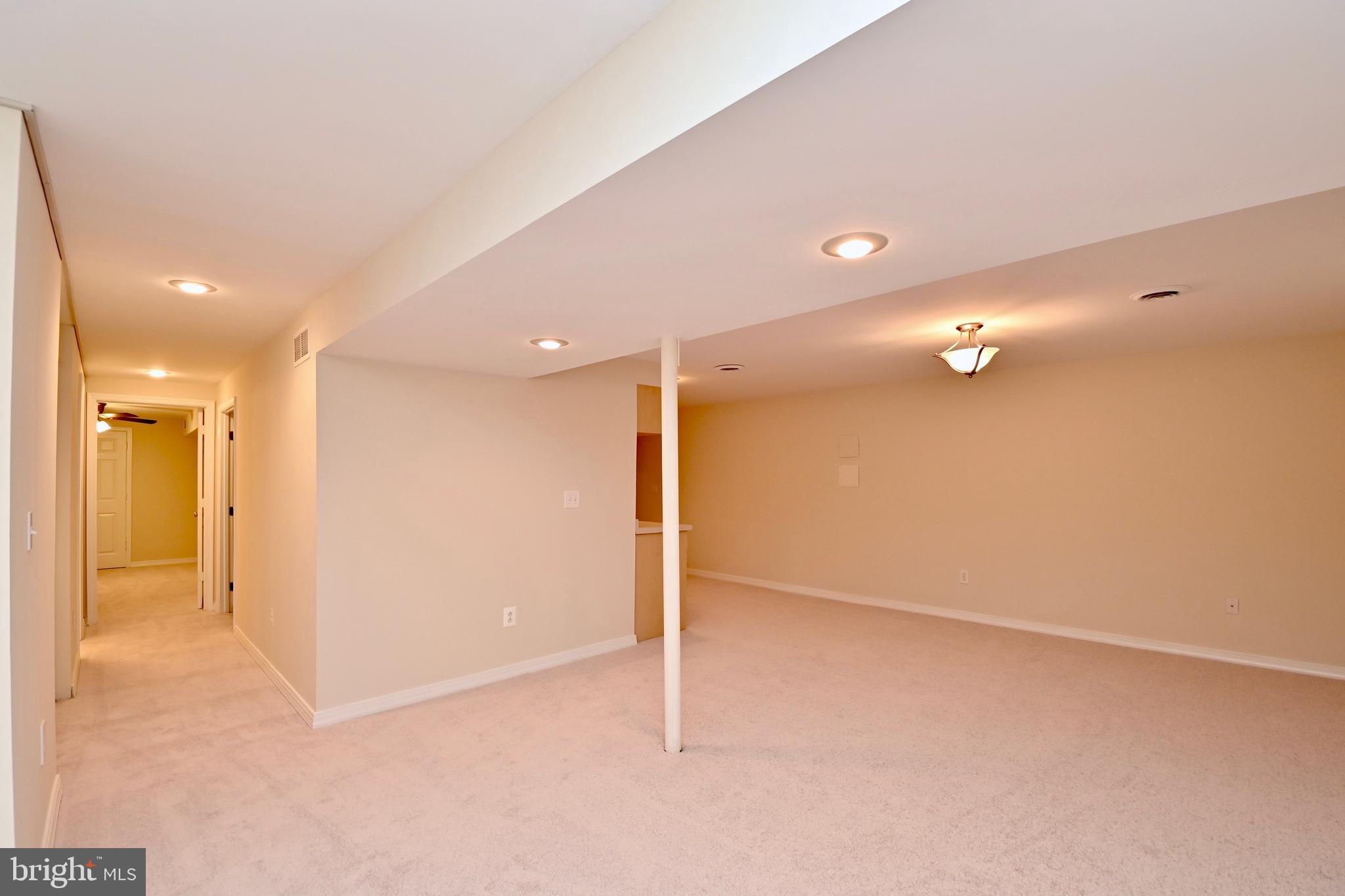 COLONY WOODS - Residential