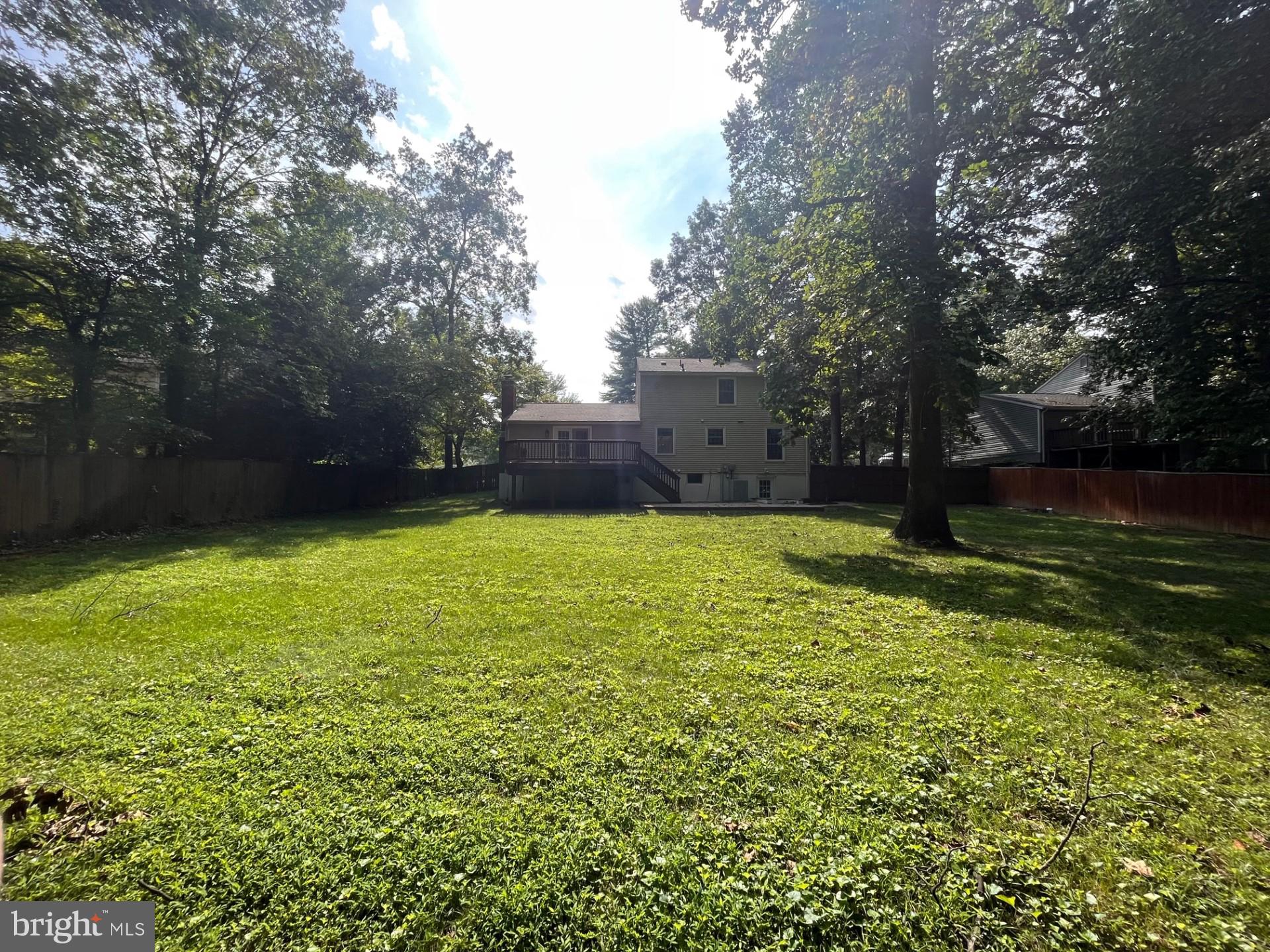 COLONY WOODS - Residential