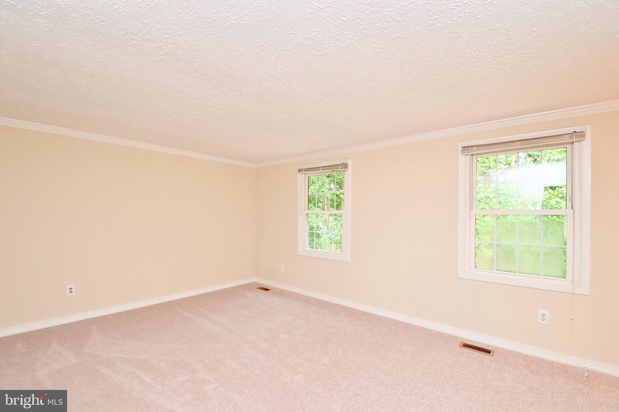 COLONY WOODS - Residential